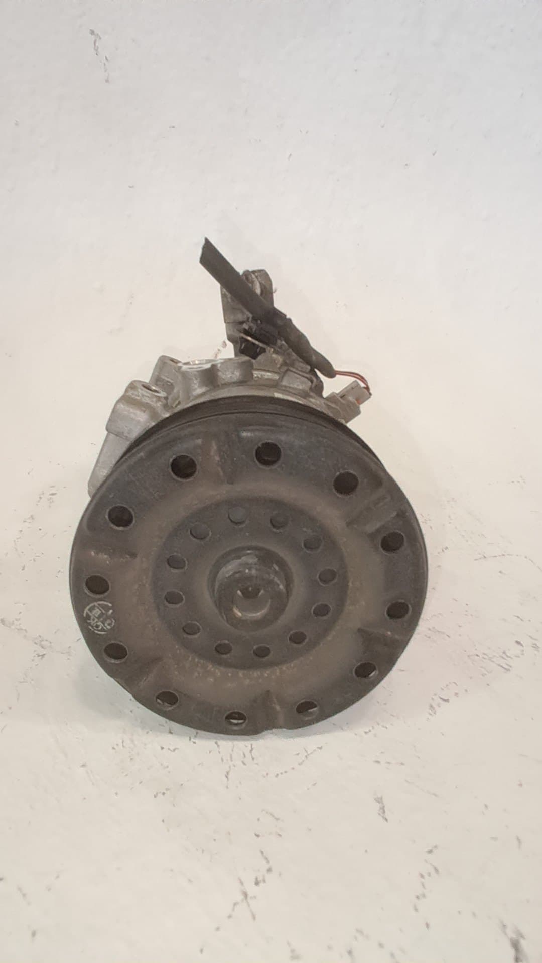 Recambio TOYOTA AVENSIS ref. 8831005080