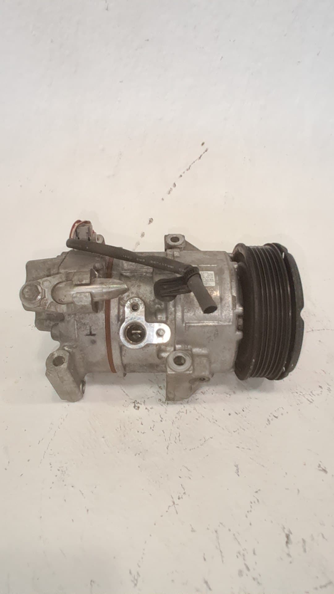 Recambio TOYOTA AVENSIS ref. 8831005080 5