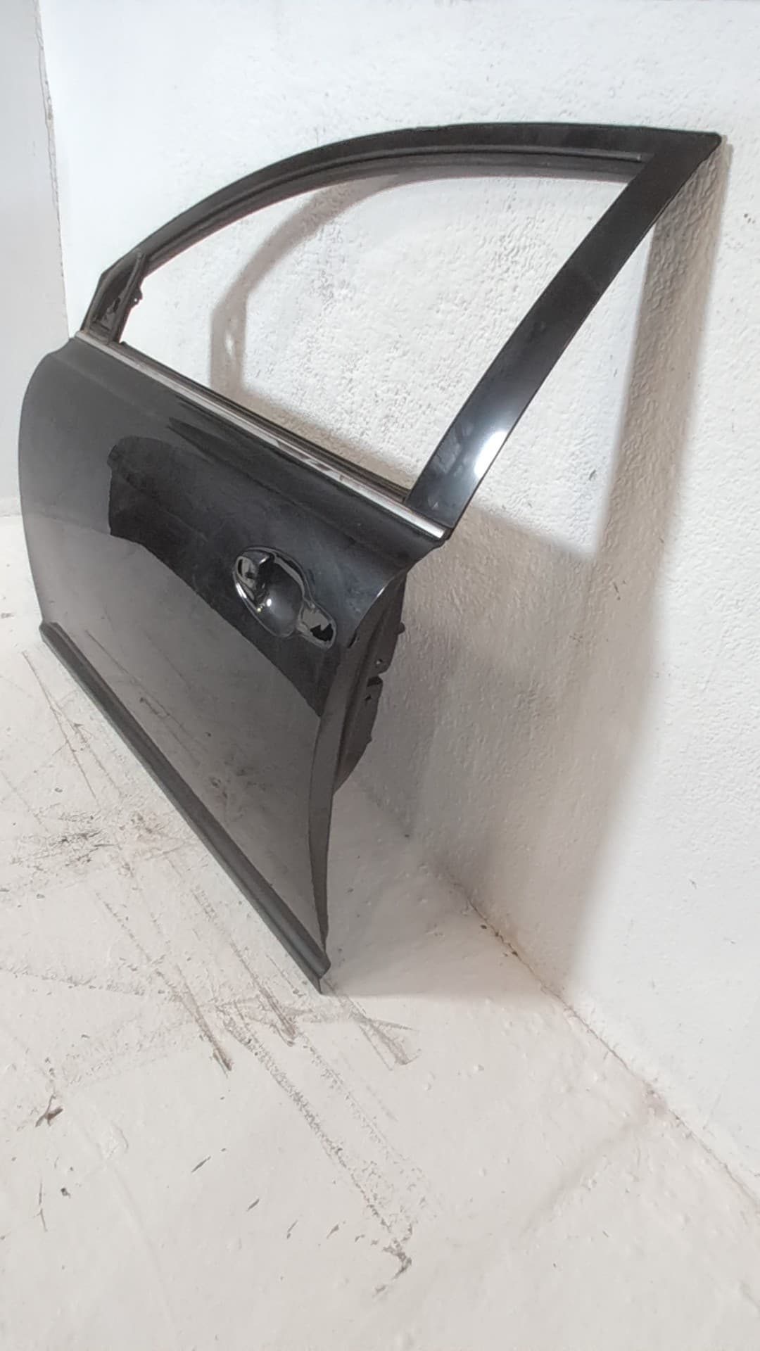Puerta delantera izquierda TOYOTA AVENSIS 3