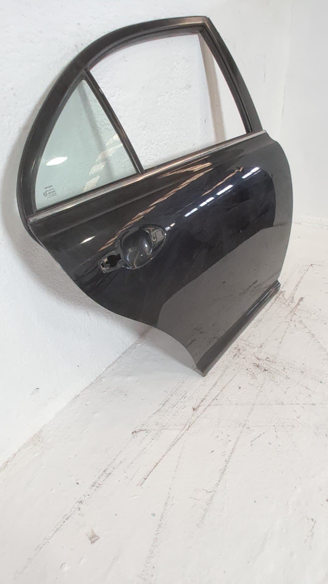 Puerta trasera derecha TOYOTA AVENSIS 3