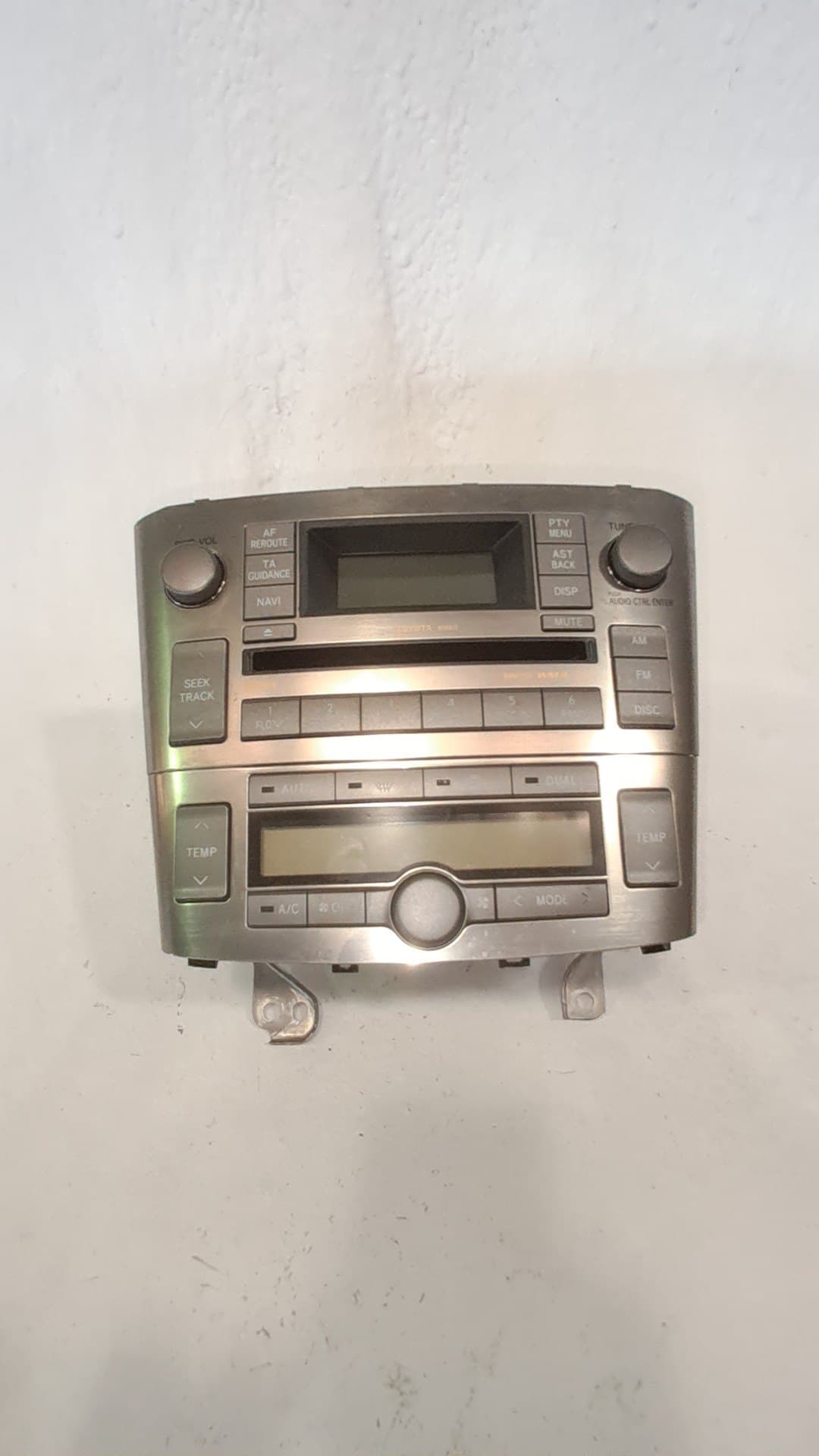 Sistema audio / radio cd TOYOTA AVENSIS