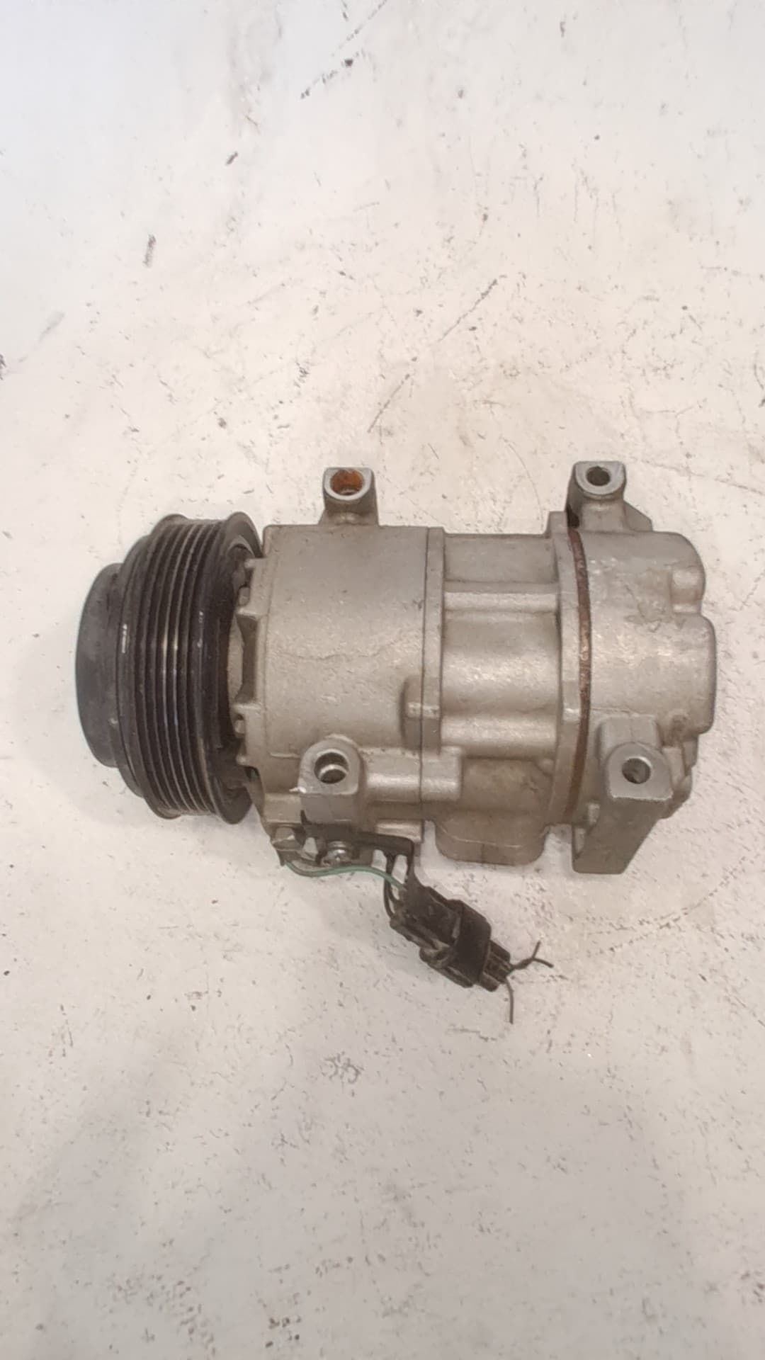 Recambio KIA STONIC ref. 97701H8400 3