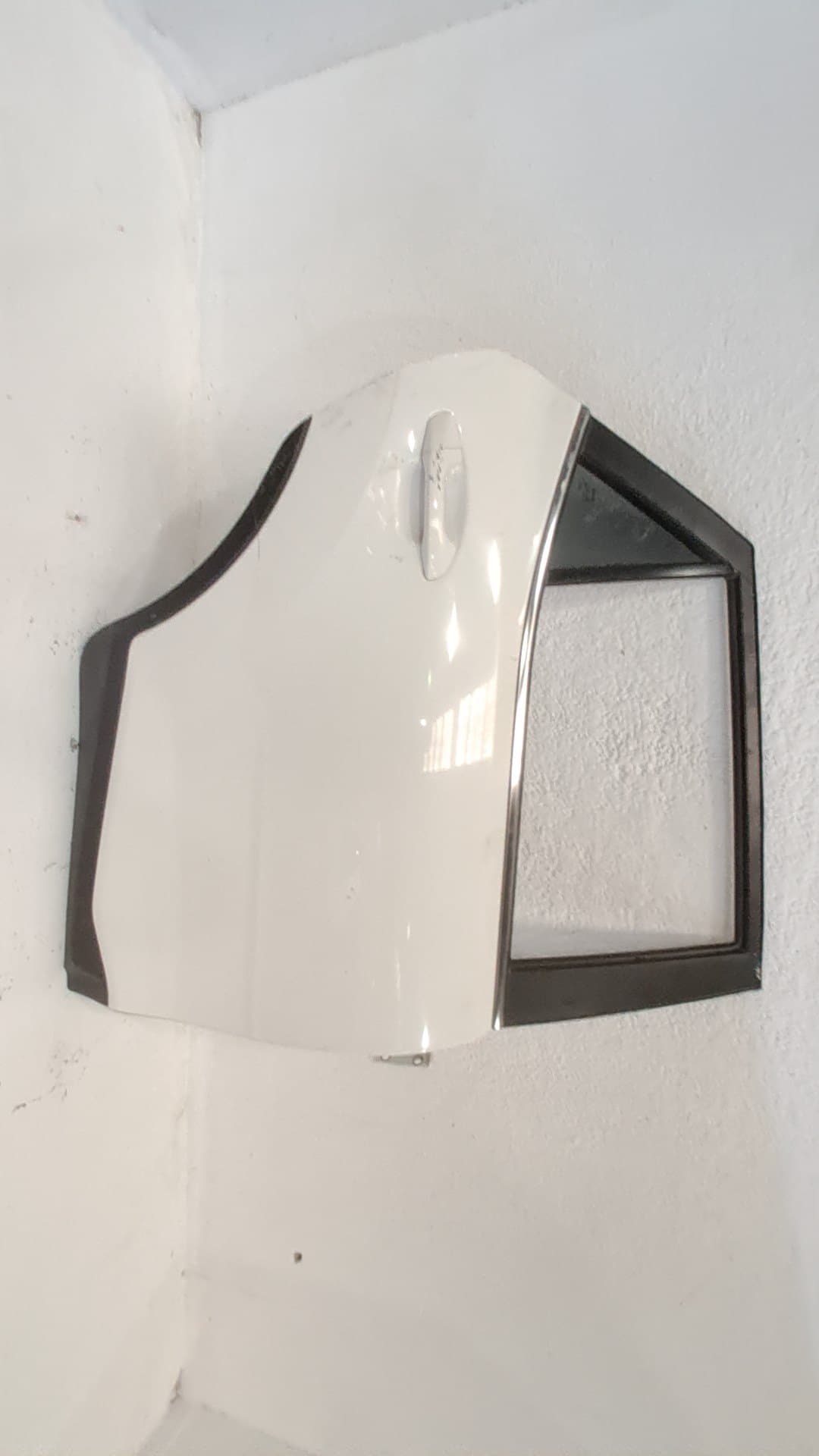 Puerta trasera derecha KIA STONIC