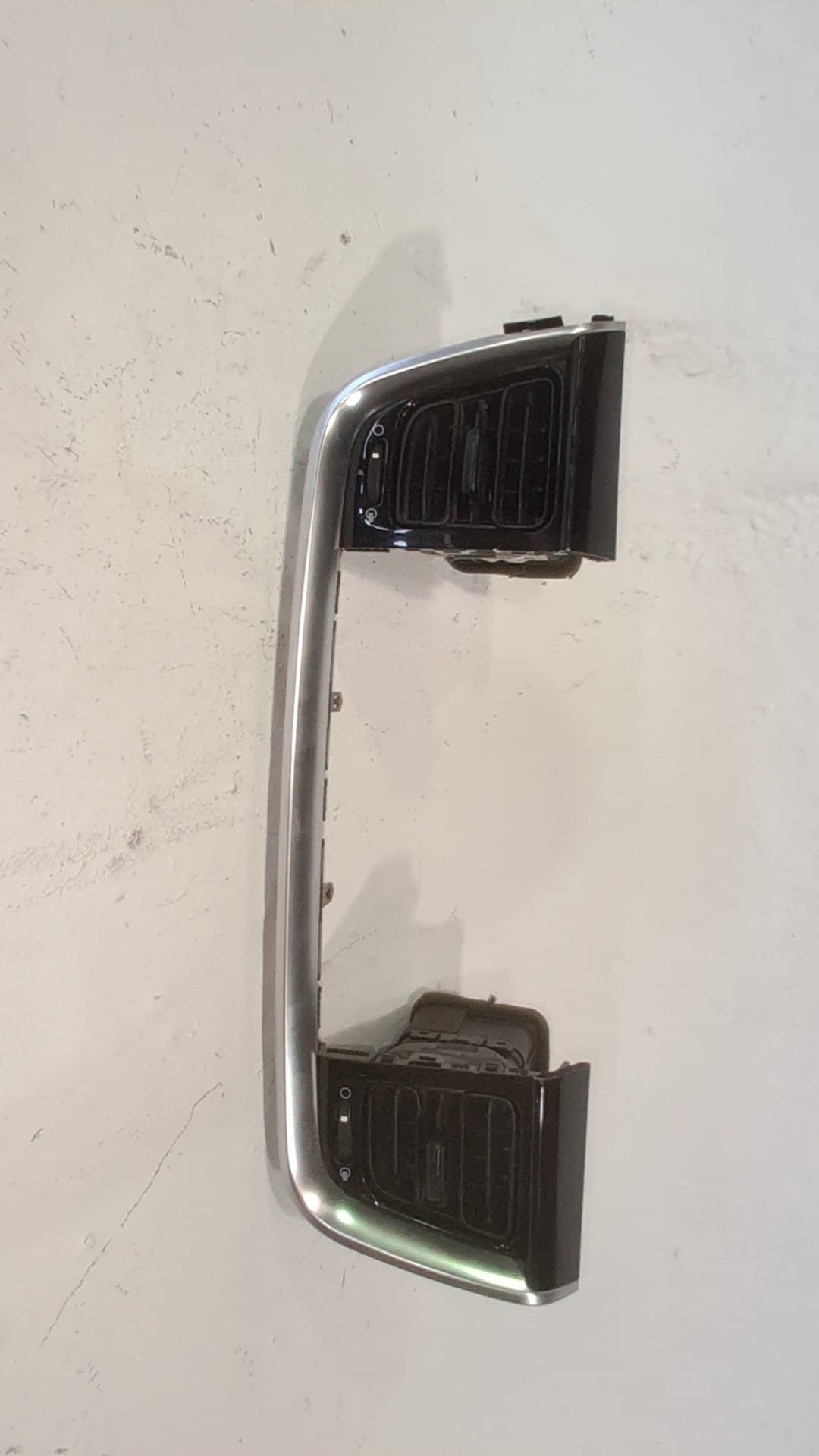 Recambio KIA STONIC ref. 84740H8AD0FHS