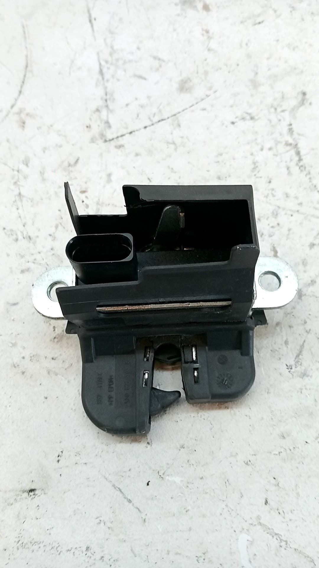 Cerradura maletero / porton VOLKSWAGEN TIGUAN (AX1)