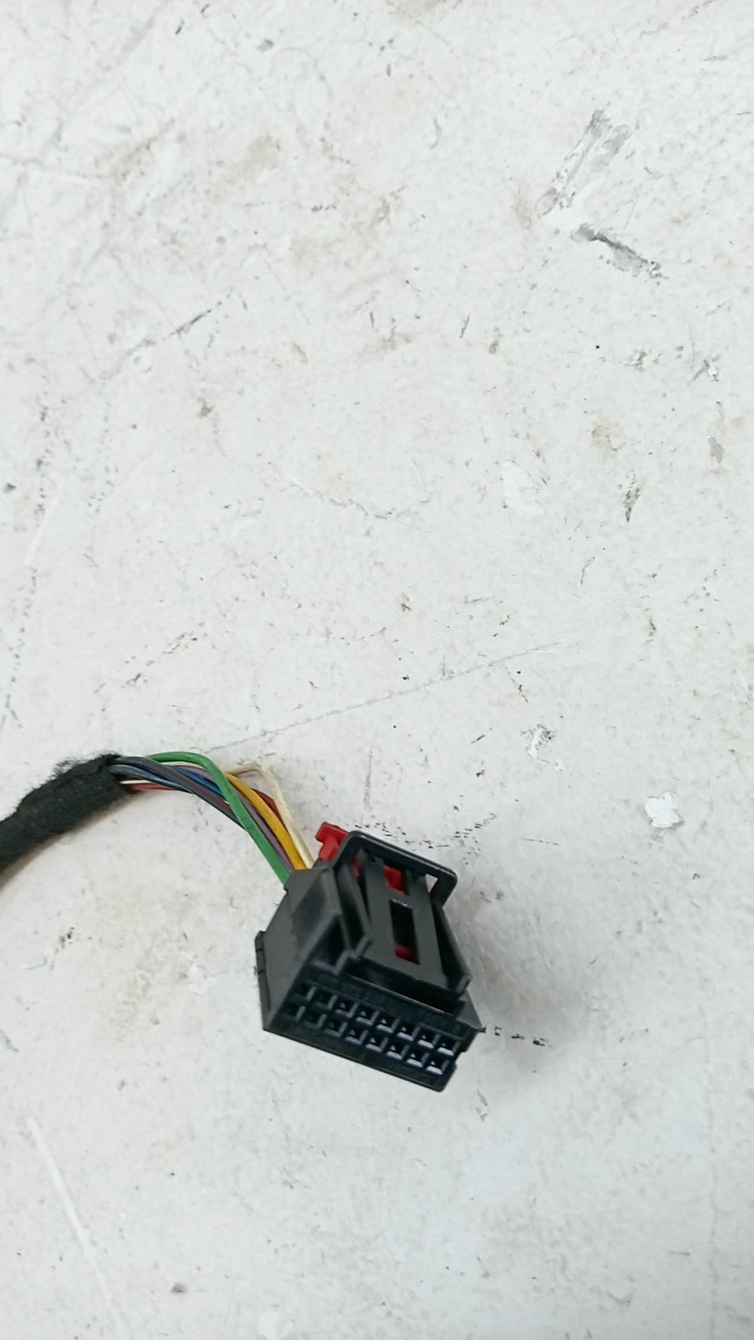 Retrovisor izquierdo VOLKSWAGEN TIGUAN (AX1) 2