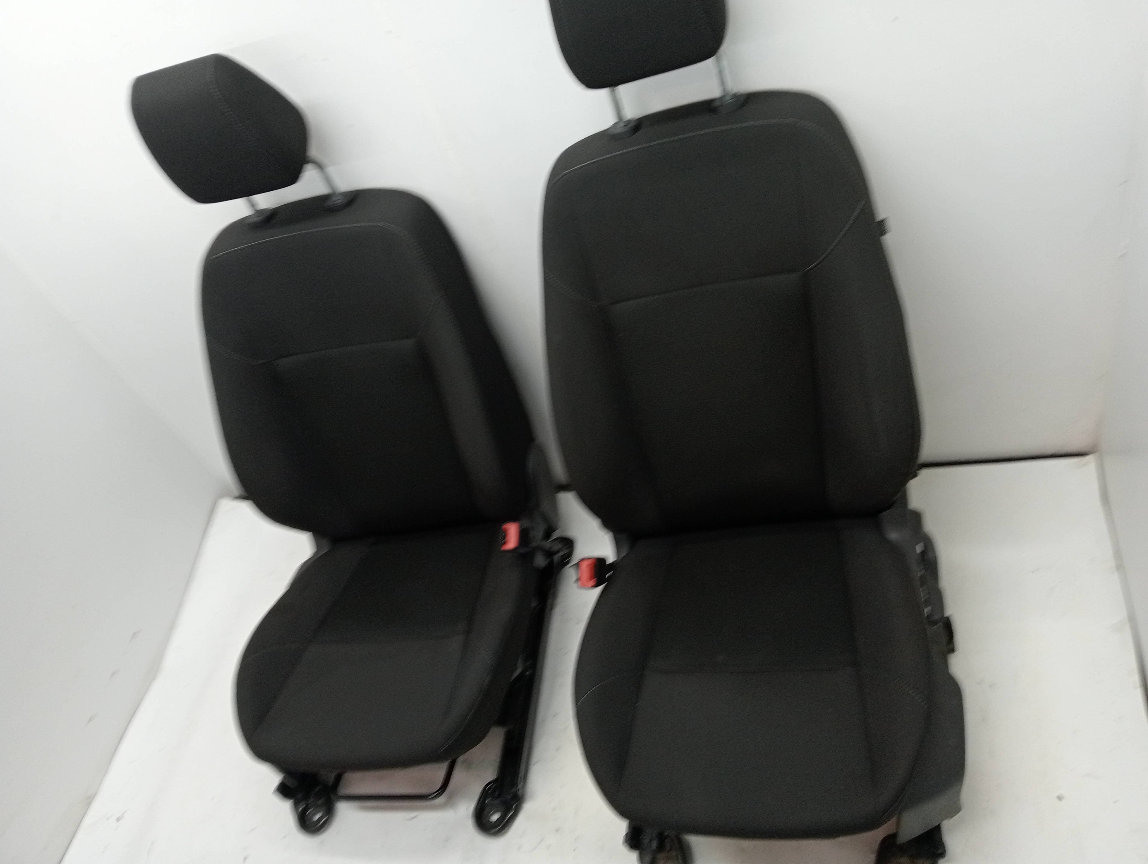 Juego asientos completo FORD FOCUS TURN 5