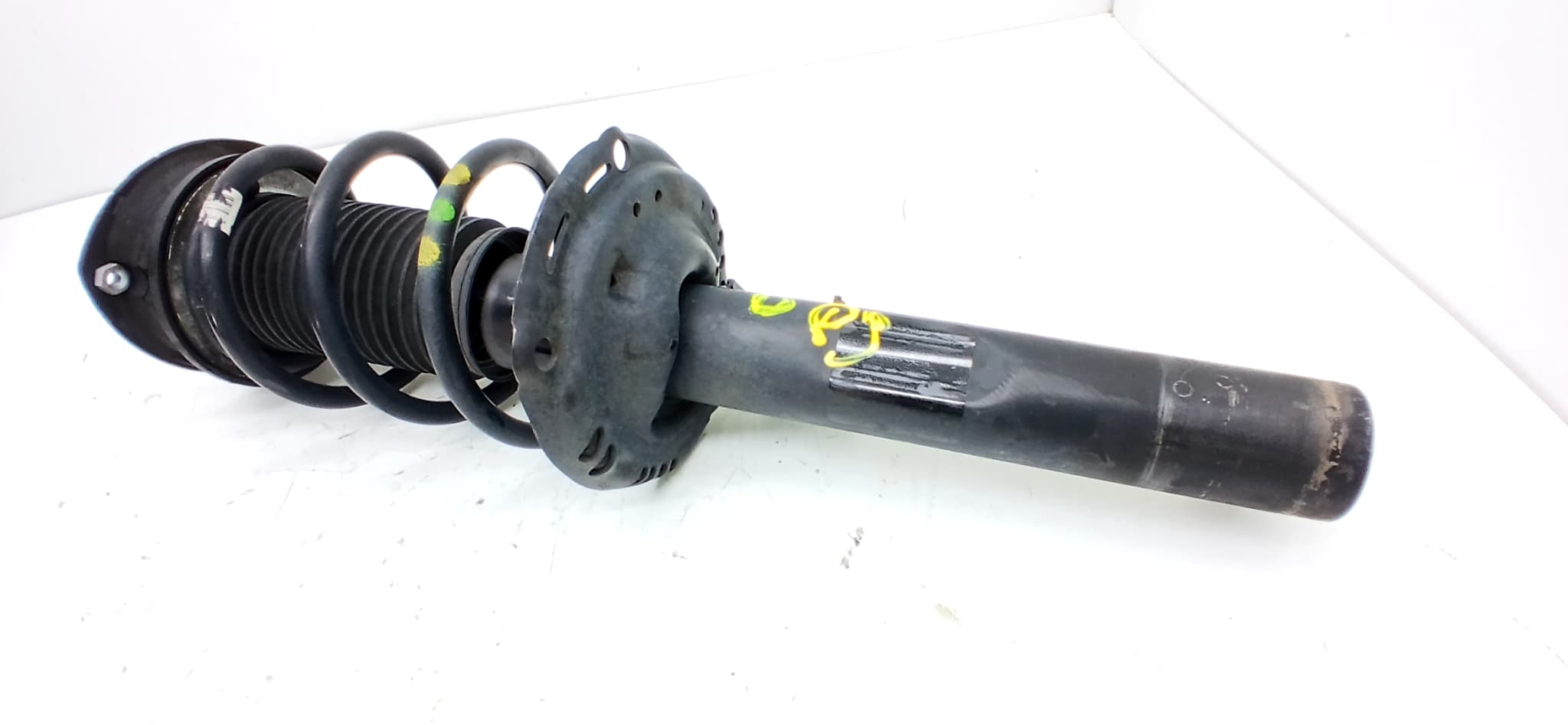 Amortiguador delantero derecho VOLKSWAGEN PASSAT 2