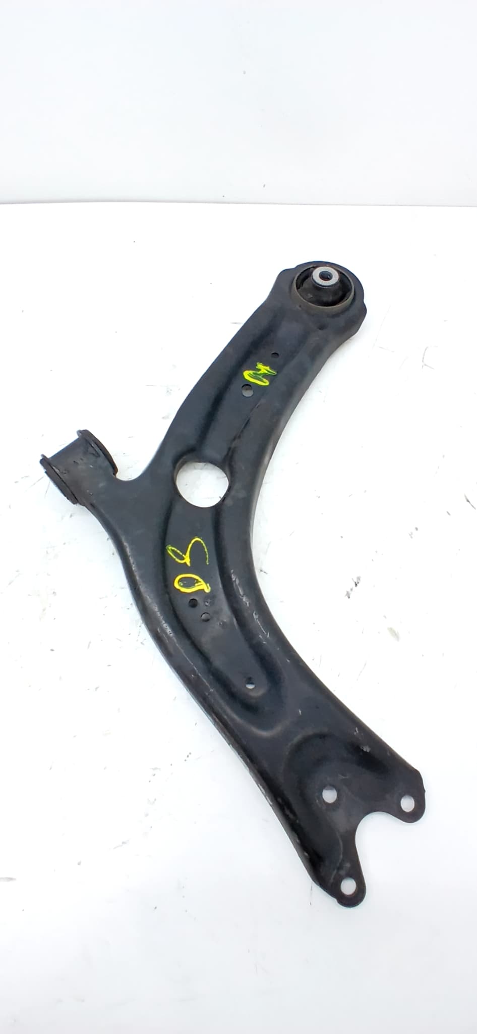 Brazo suspension inferior delantero izquierdo VOLKSWAGEN PASSAT 2
