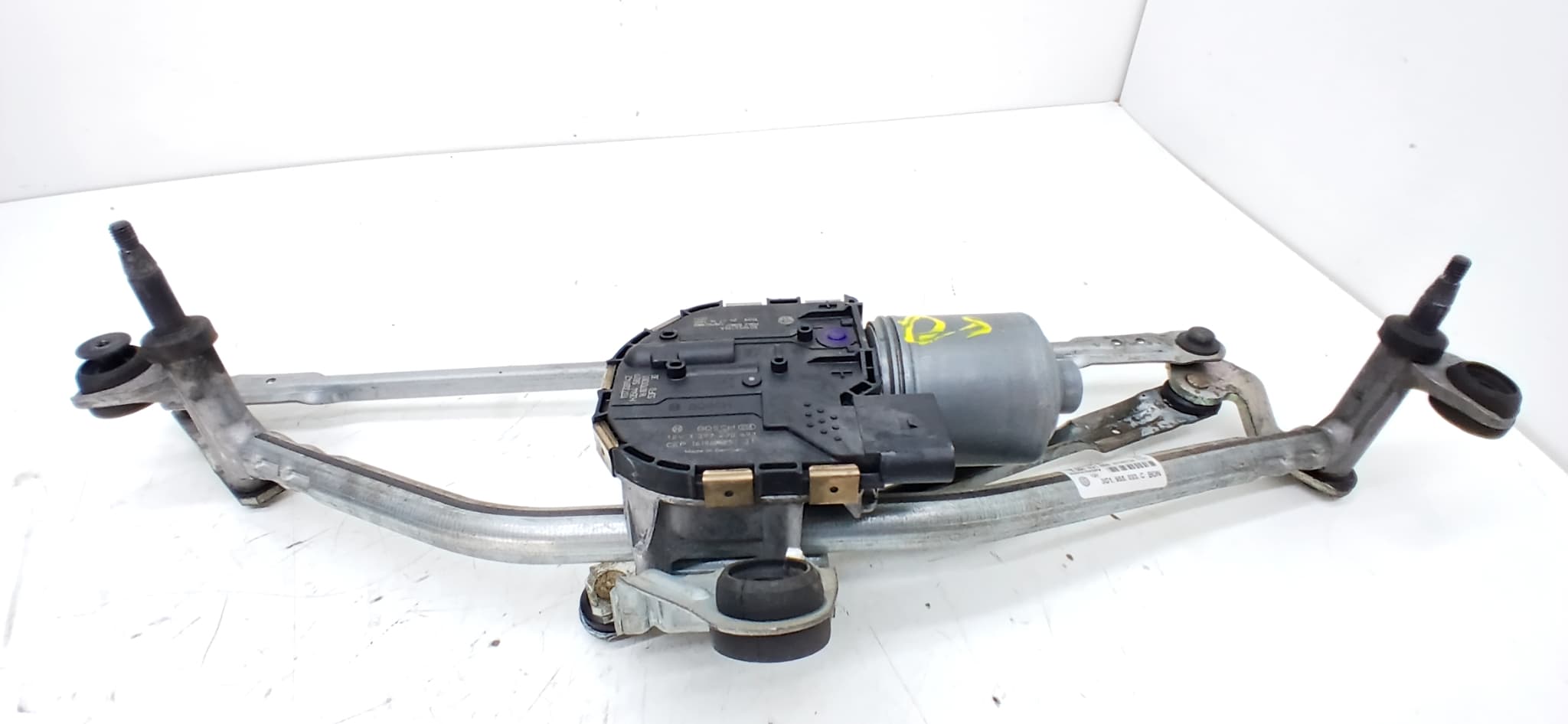 Motor limpia delantero VOLKSWAGEN PASSAT 4