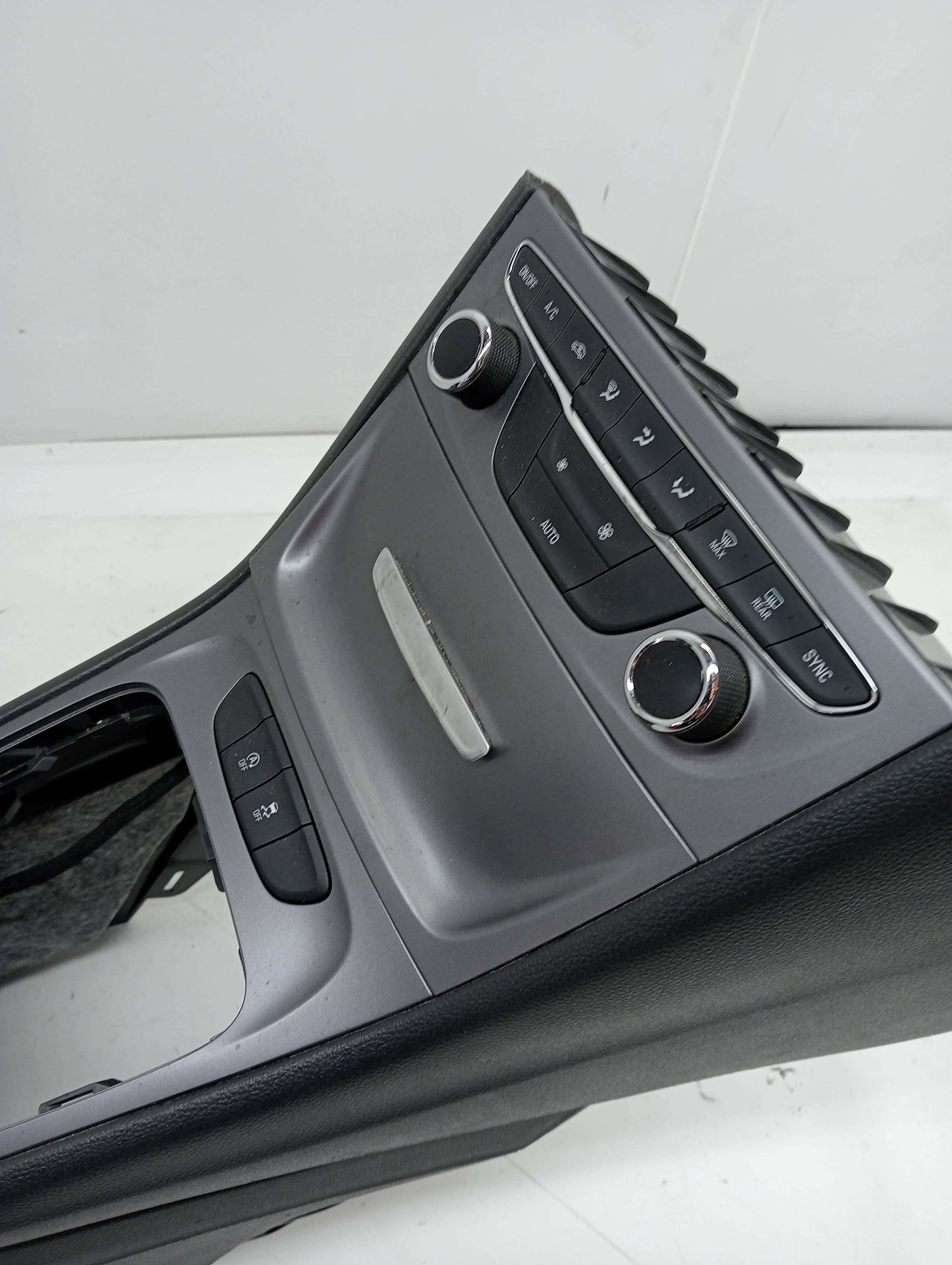 Consola central OPEL ASTRA K LIM 3