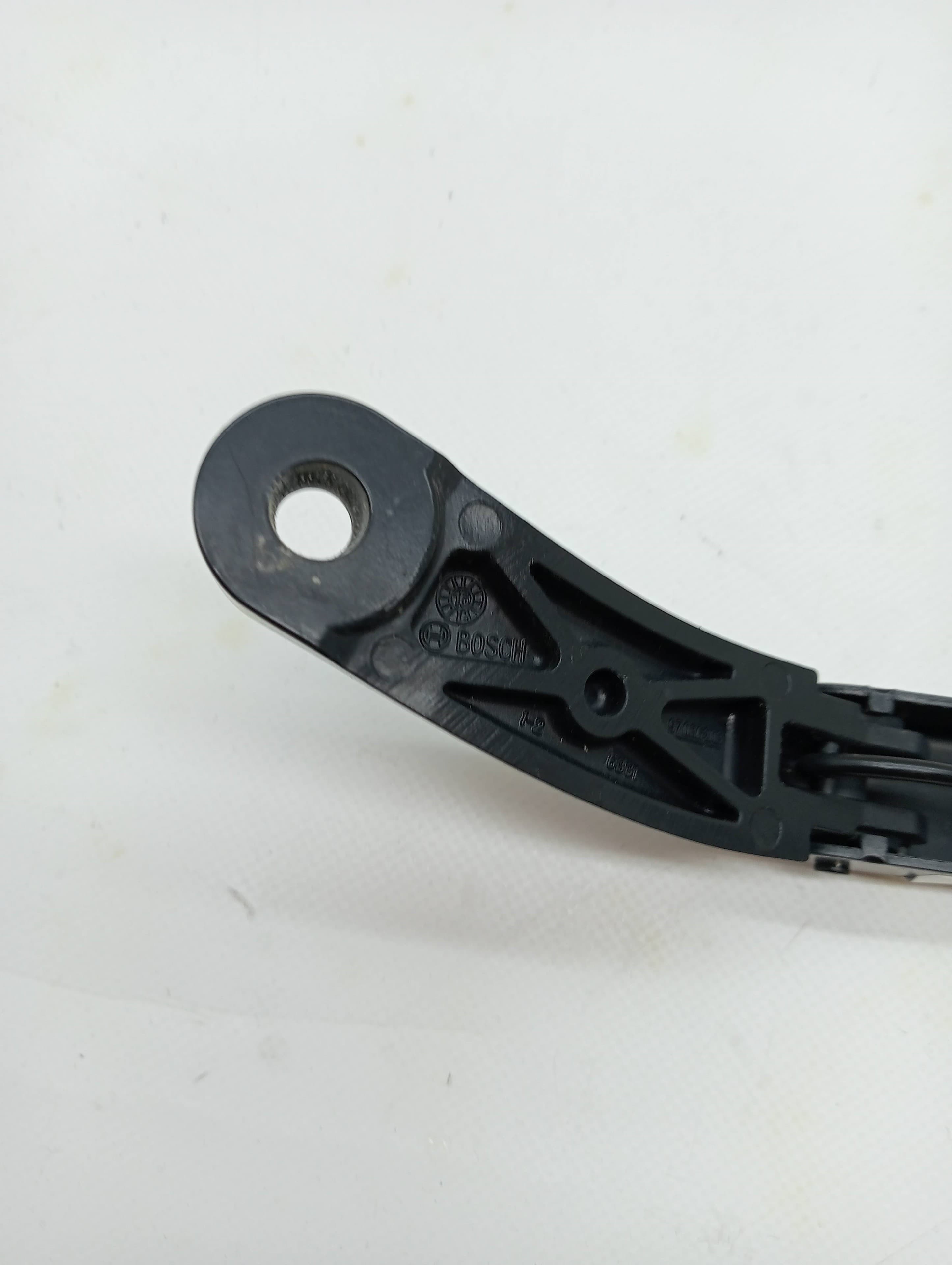 Brazo limpia delantero izquierdo OPEL ASTRA K LIM 3