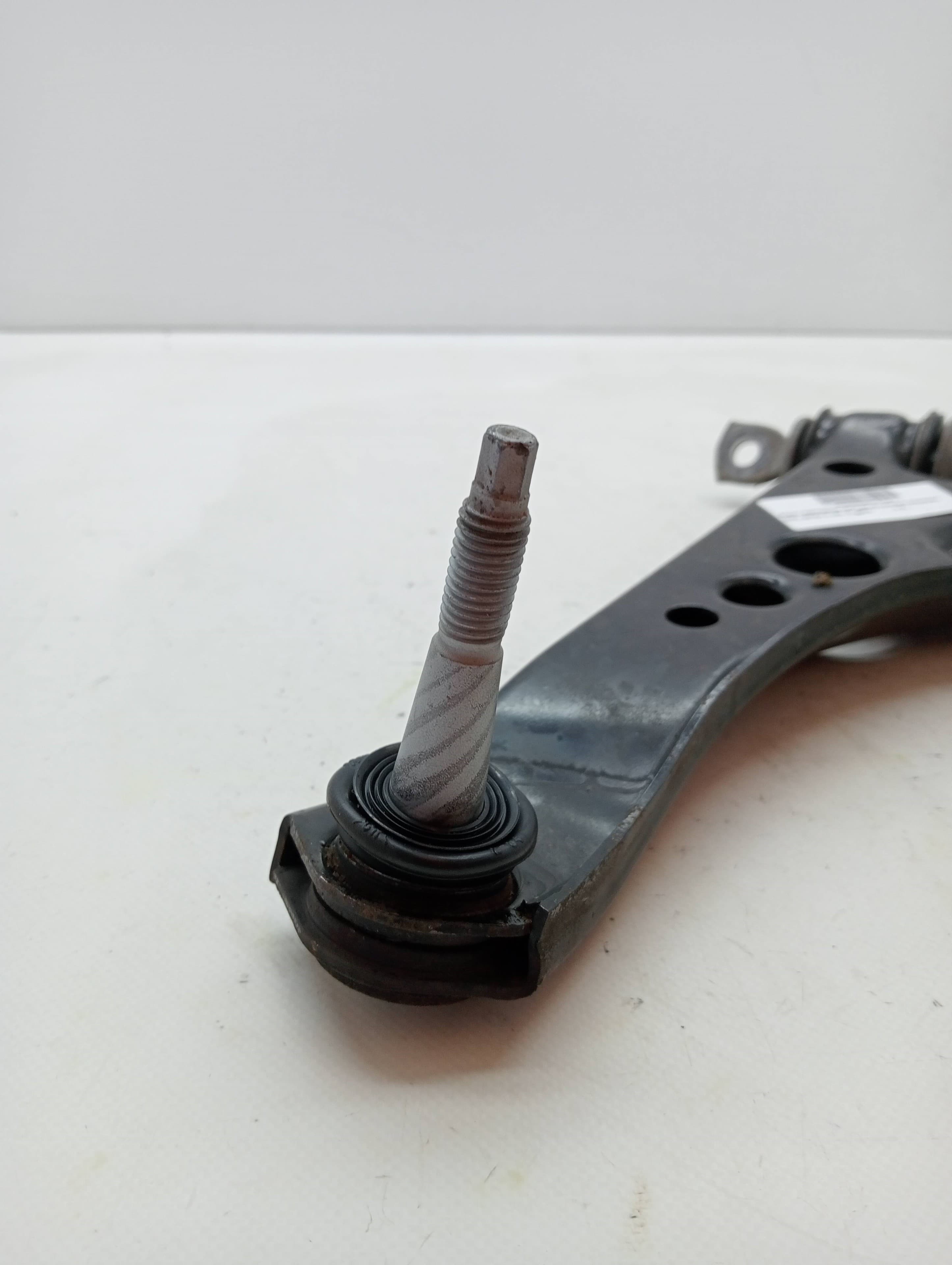 Brazo suspension inferior delantero izquierdo OPEL ASTRA K LIM 3