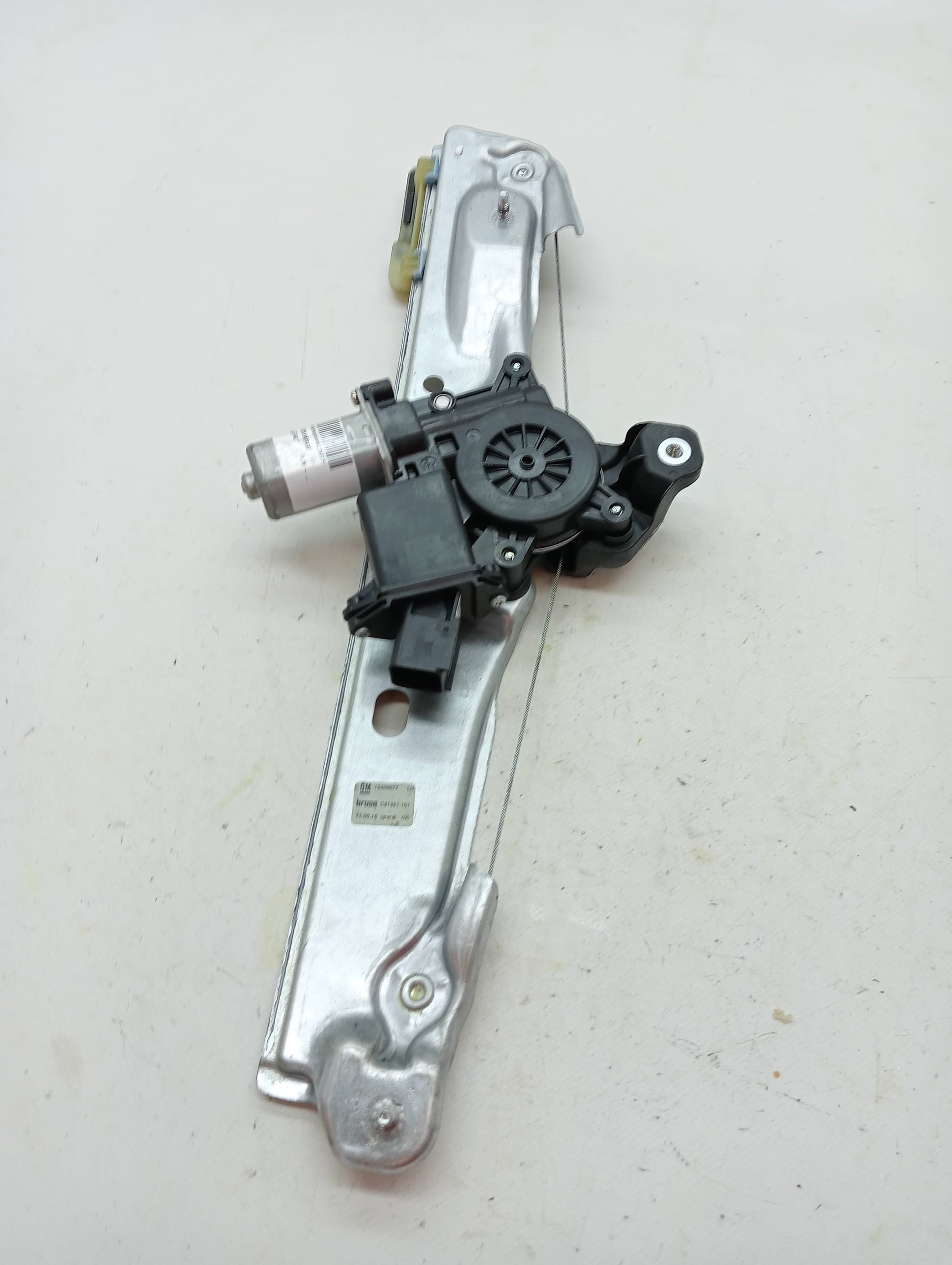 Elevalunas trasero izquierdo OPEL ASTRA K LIM