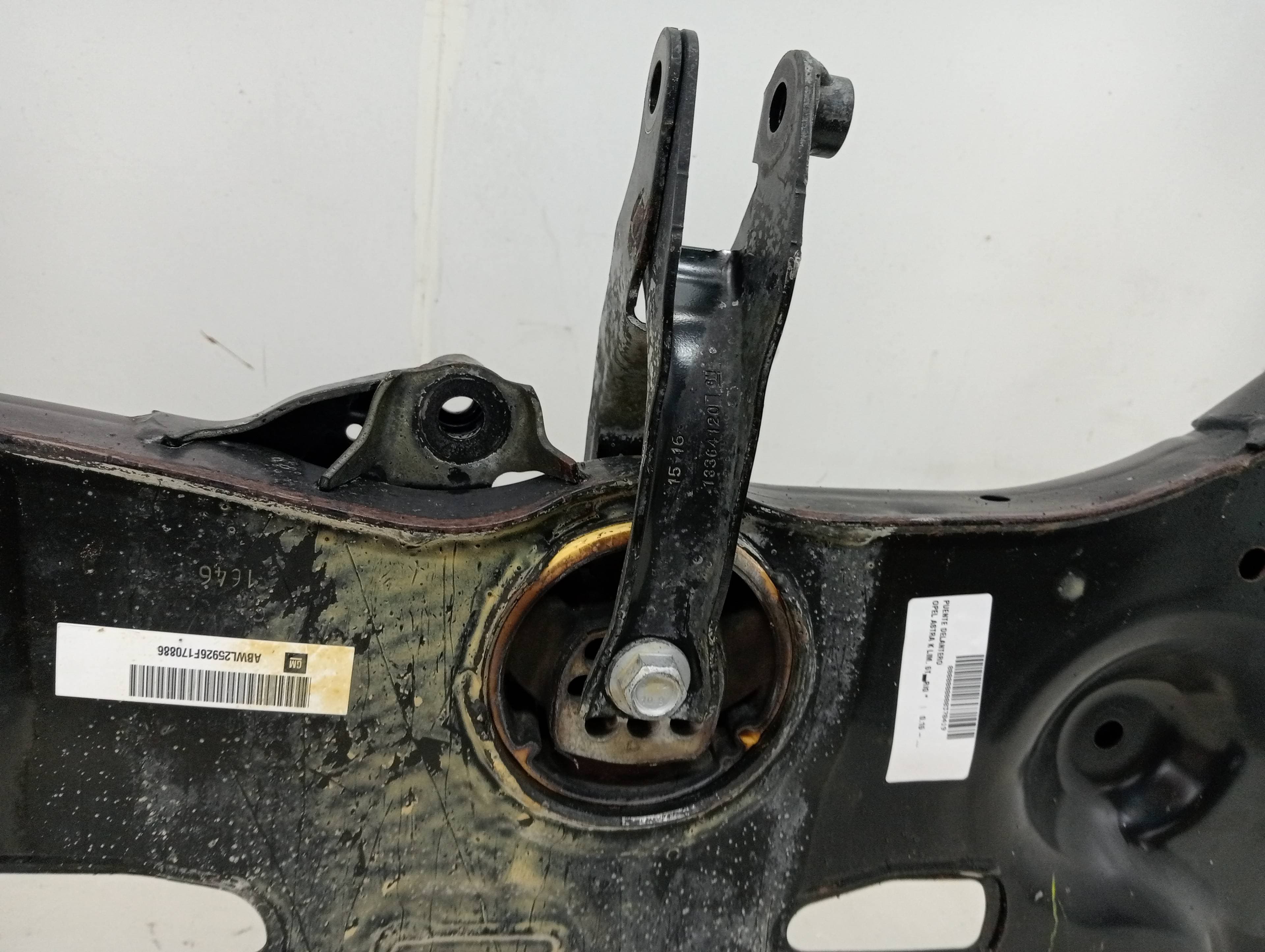 Puente delantero OPEL ASTRA K LIM 4
