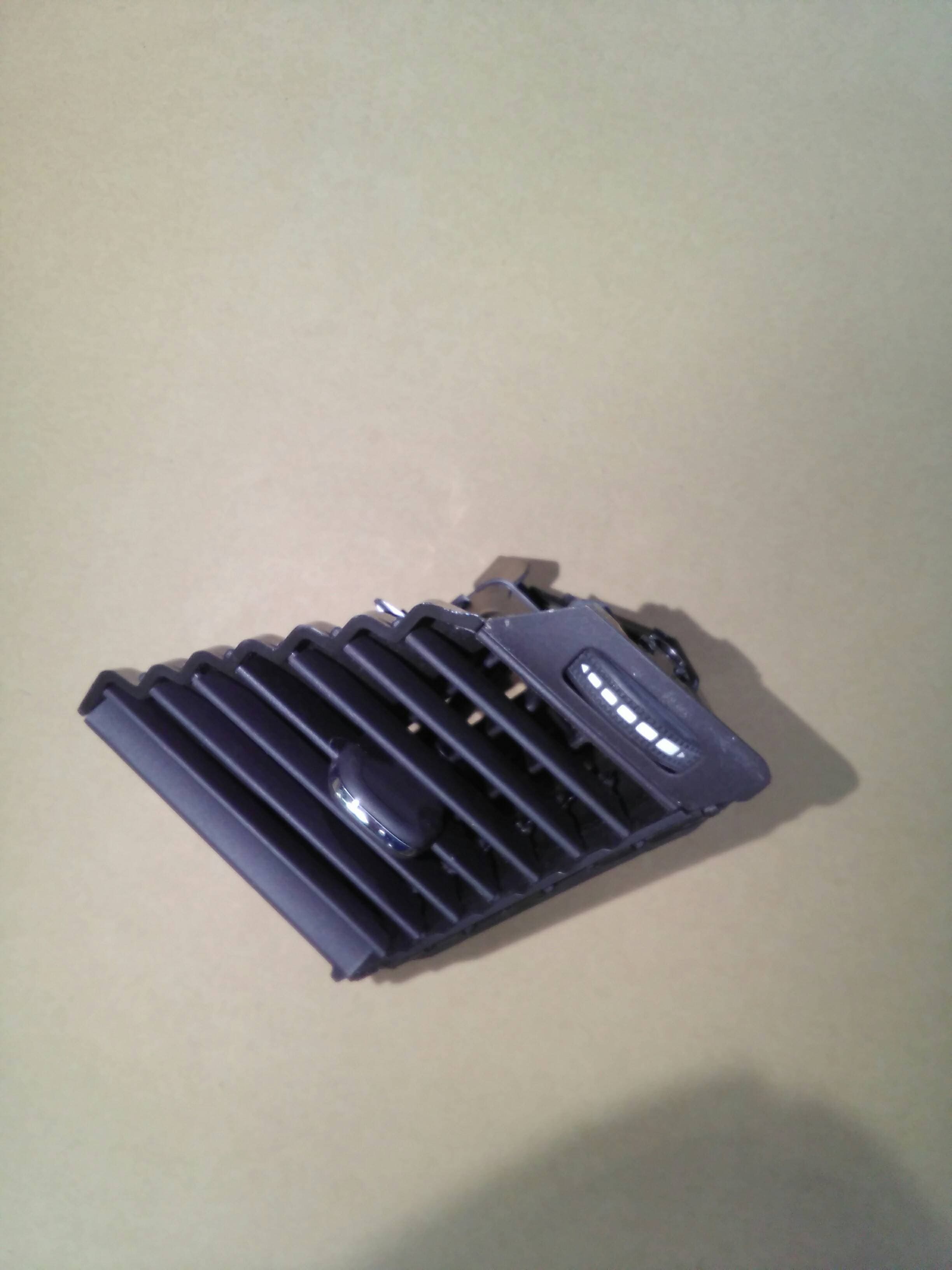 Recambio OPEL ASTRA K LIM ref. 39046556