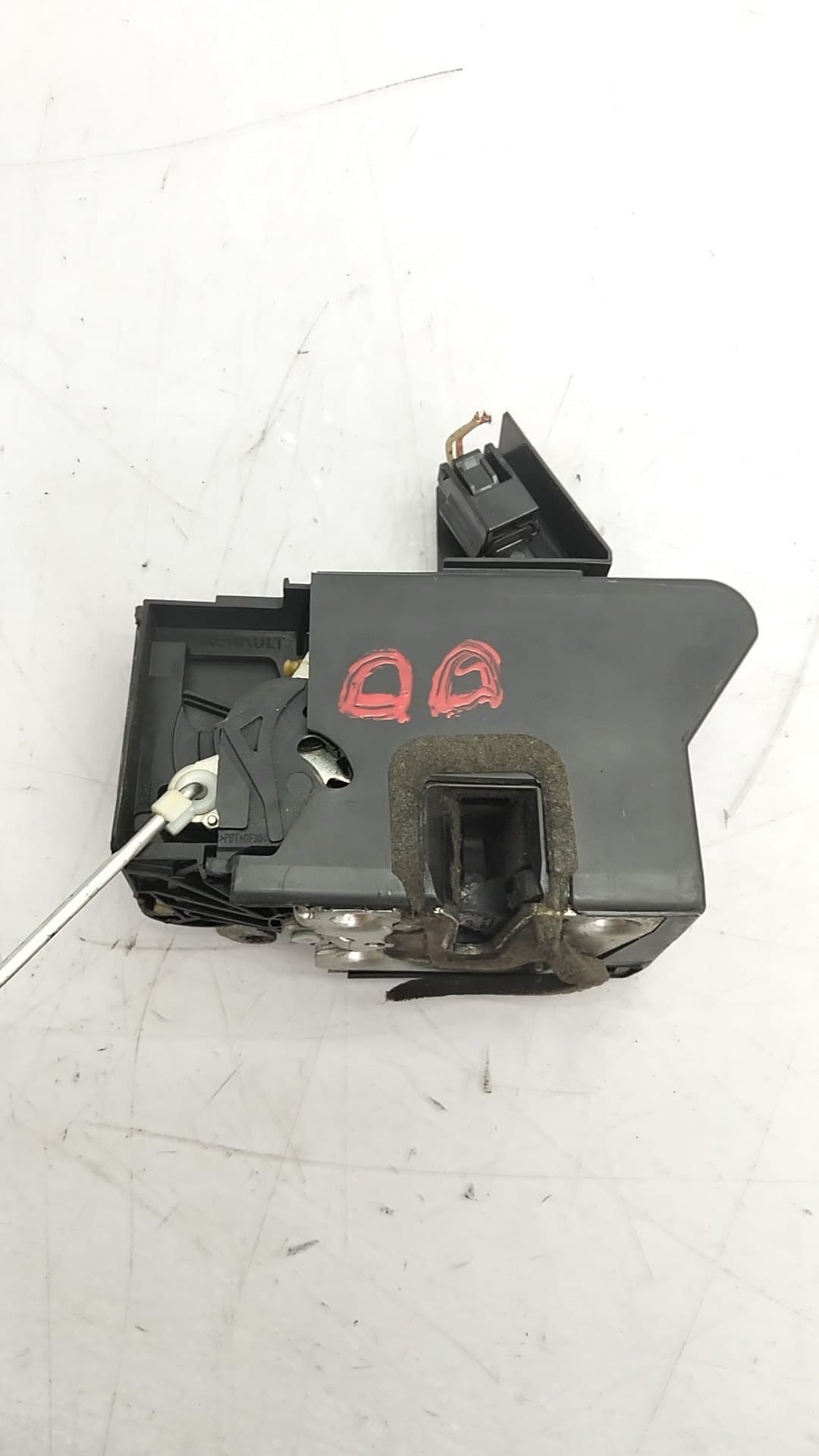 Cerradura puerta delantera derecha DACIA DUSTER