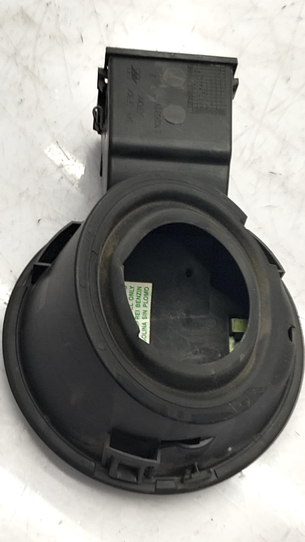 Tapa exterior combustible PEUGEOT 1007 3