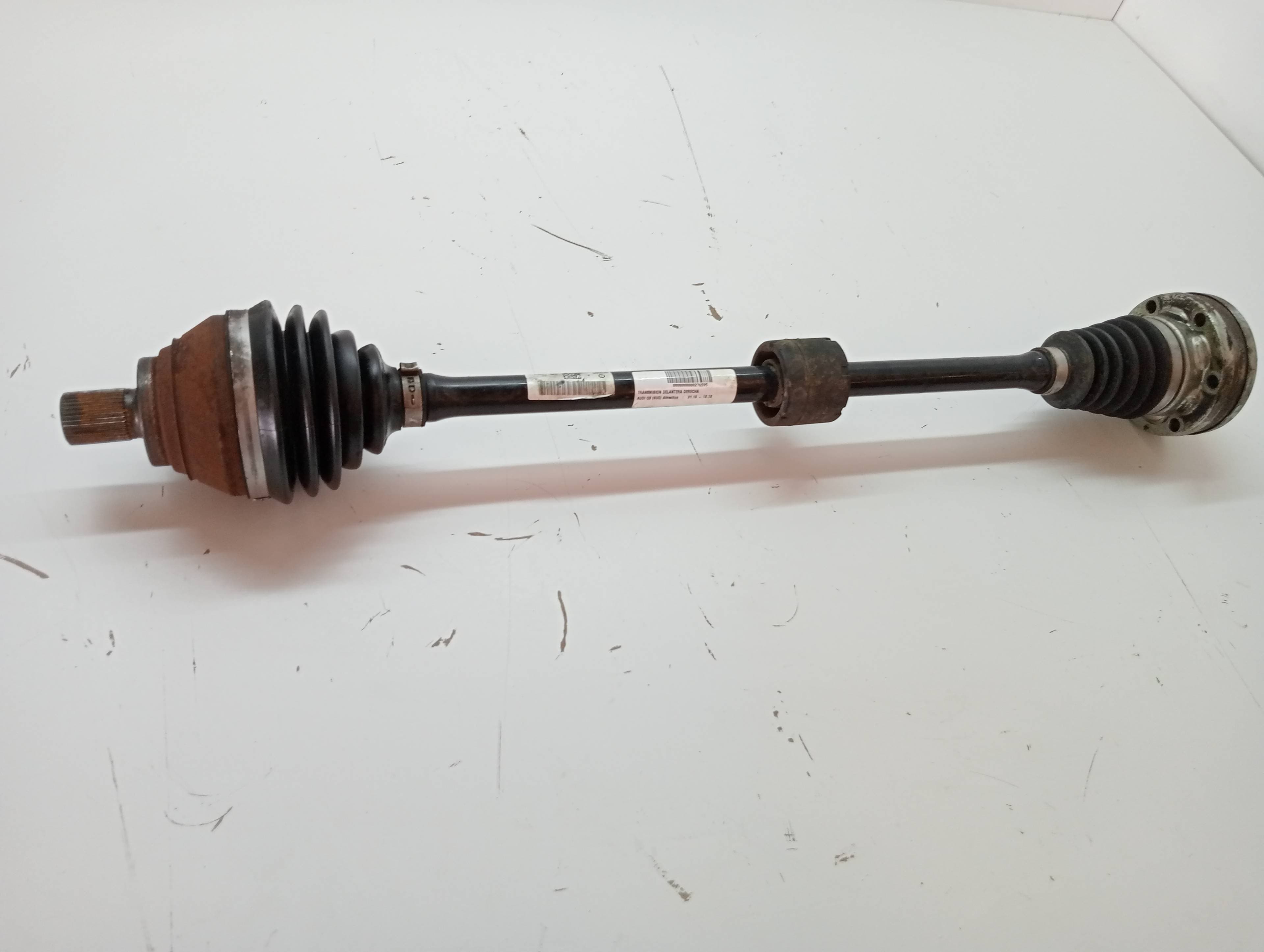 Transmision delantera derecha AUDI Q3 (8UG)
