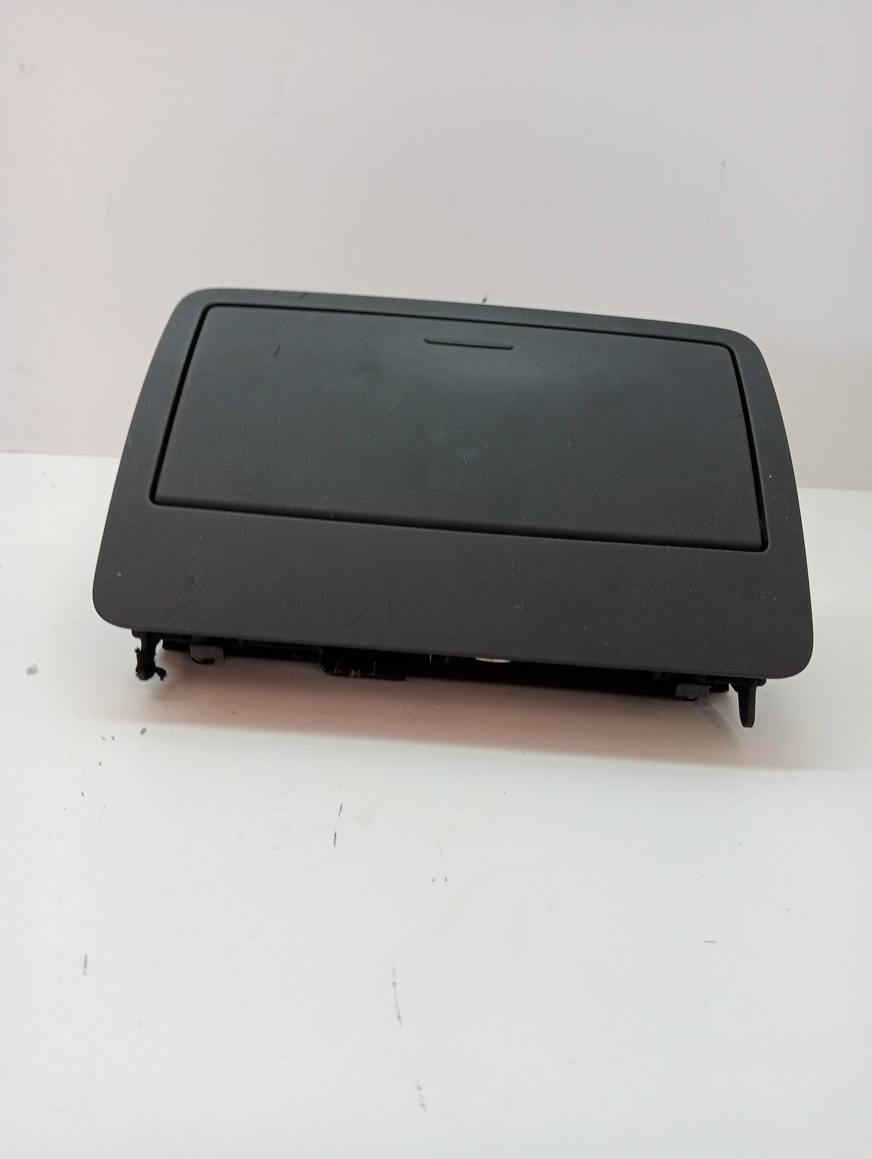 Pantalla multifuncion AUDI Q3 (8UG) 3