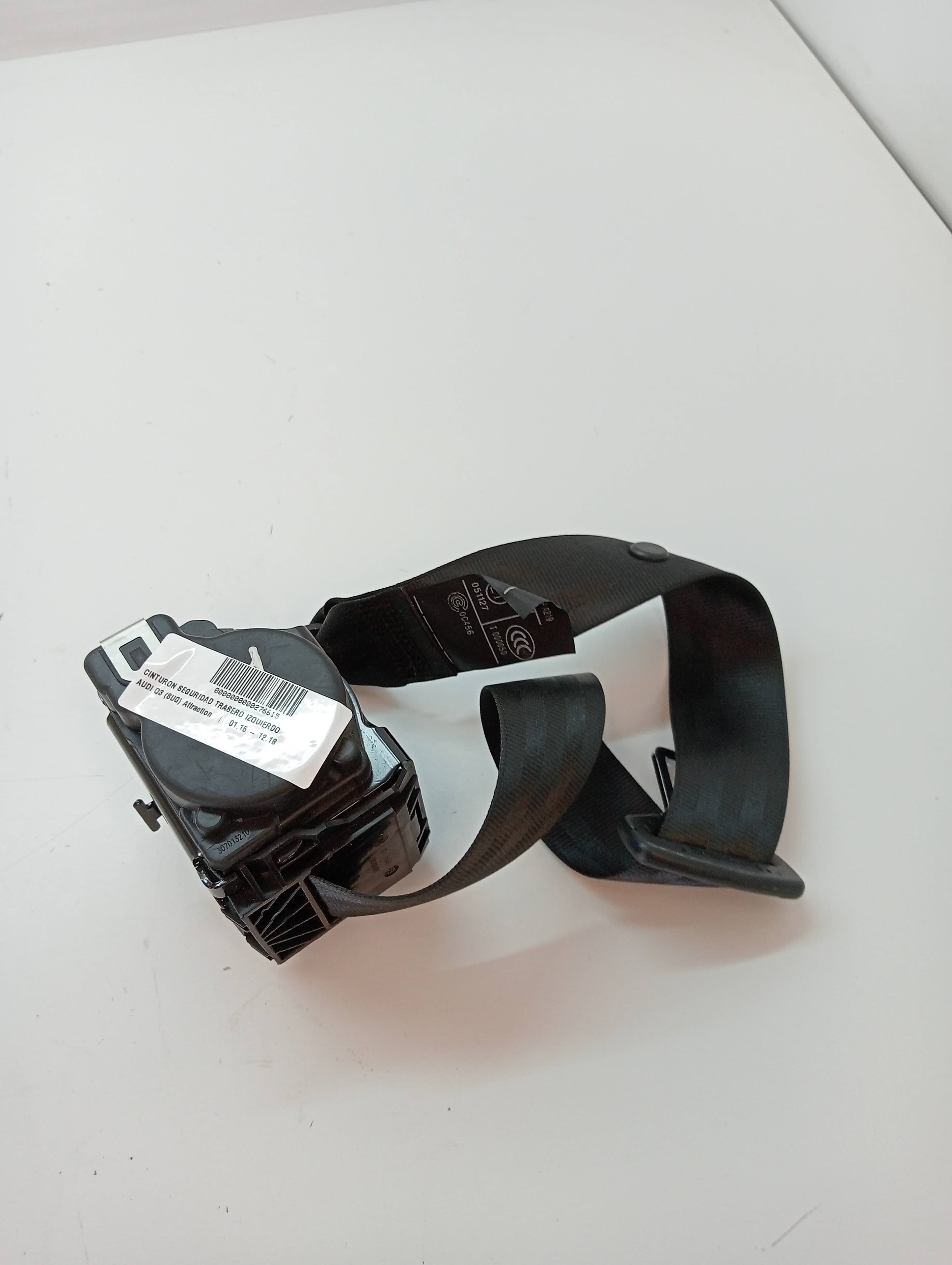 Cinturon seguridad trasero izquierdo AUDI Q3 (8UG) 3