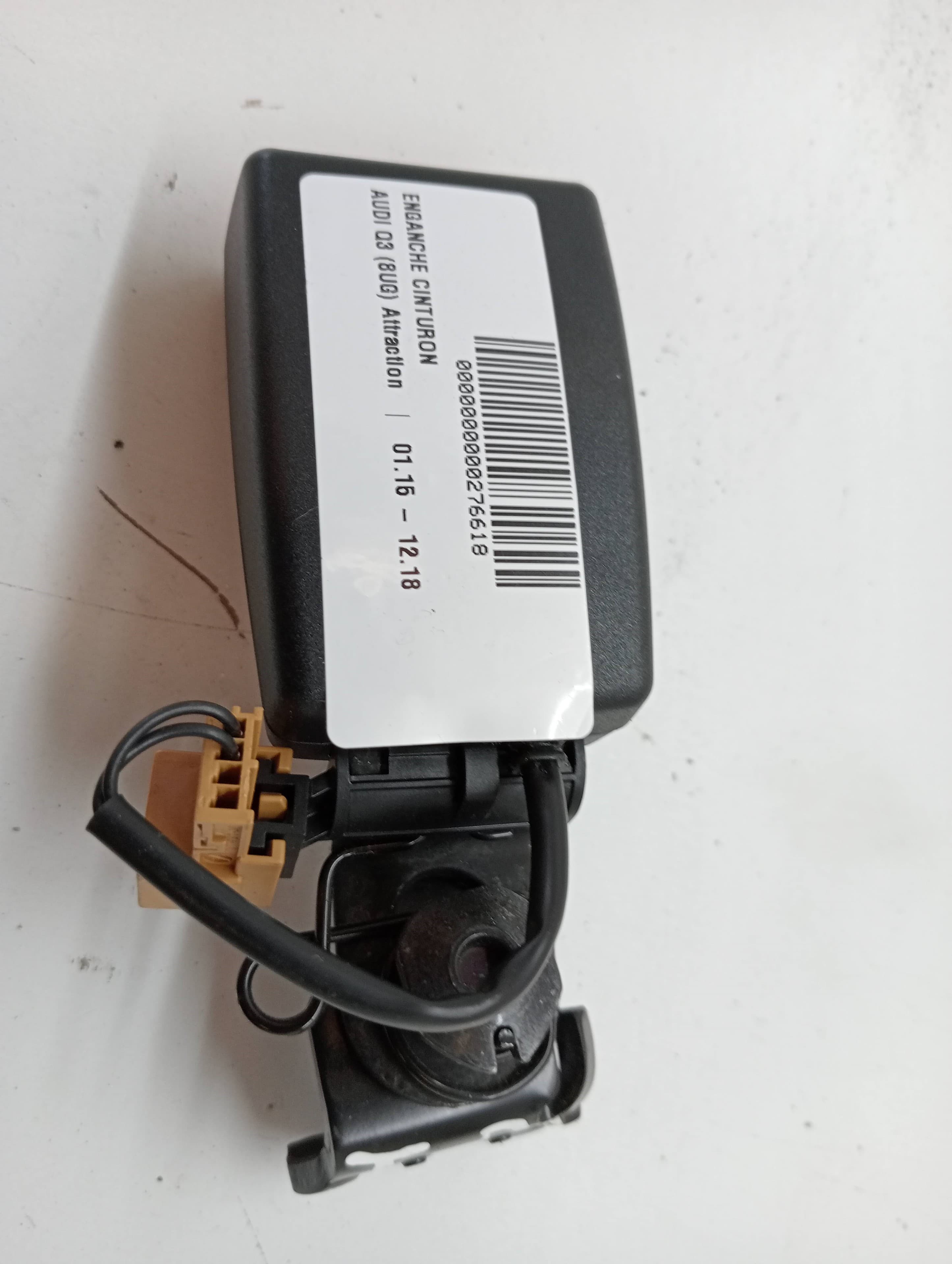 Enganche cinturon AUDI Q3 (8UG)