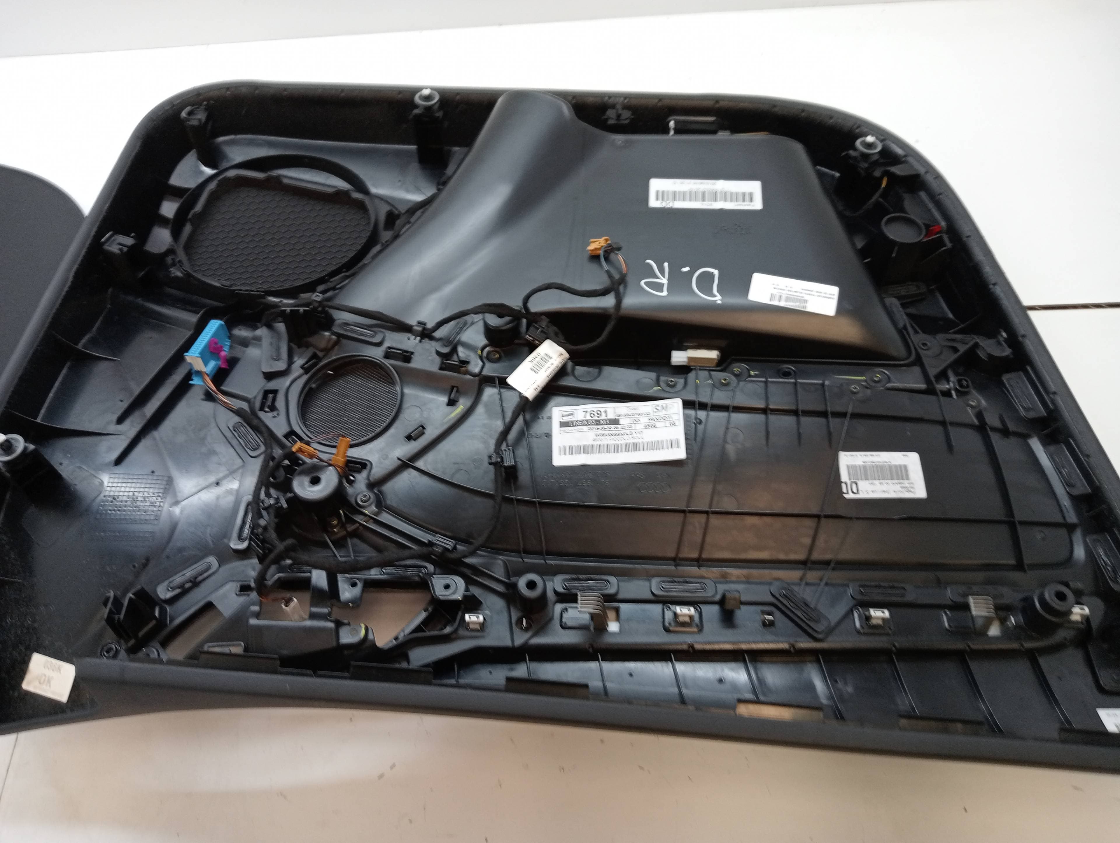 Guarnecido puerta delantera derecha AUDI Q3 (8UG) 2