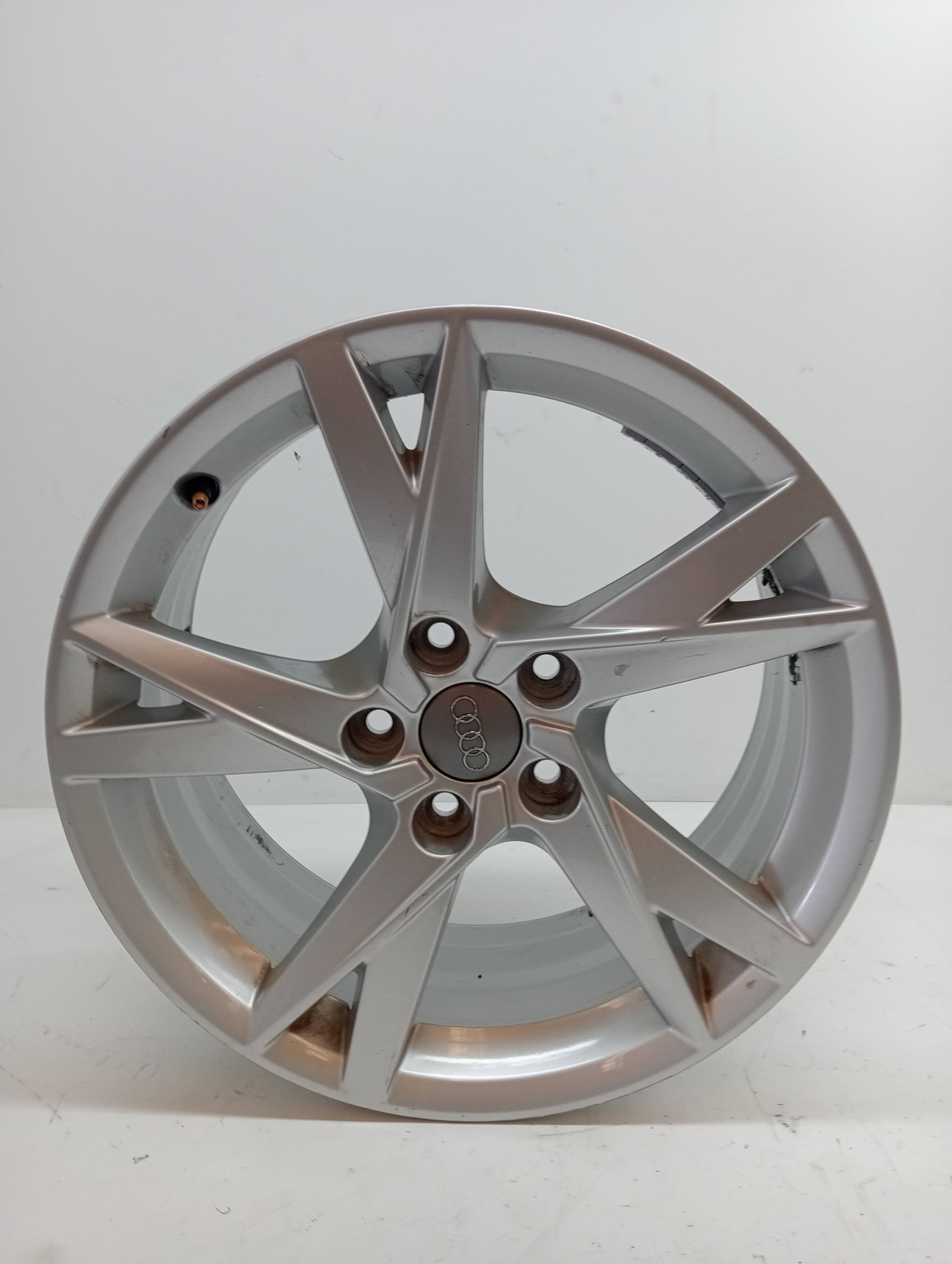 Llanta AUDI Q3 (8UG)