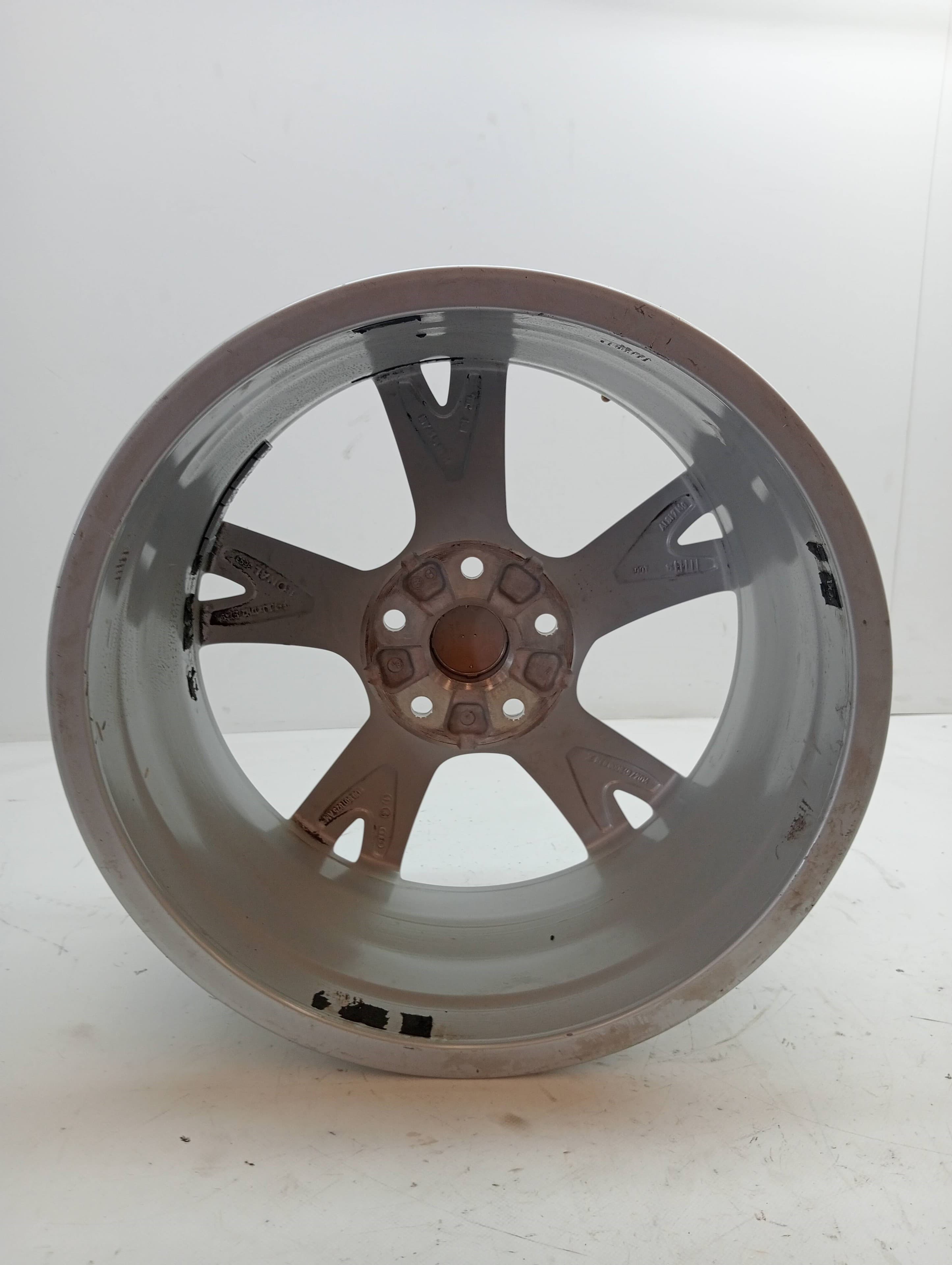 Llanta AUDI Q3 (8UG) 2