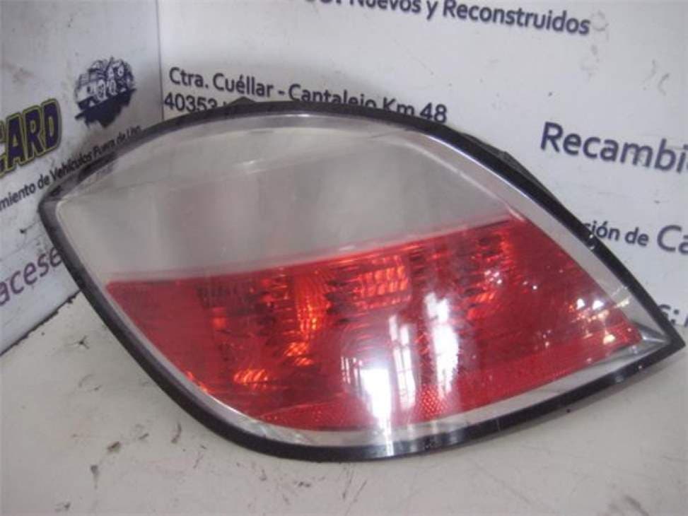 Piloto trasero izquierdo OPEL ASTRA H CARAVAN