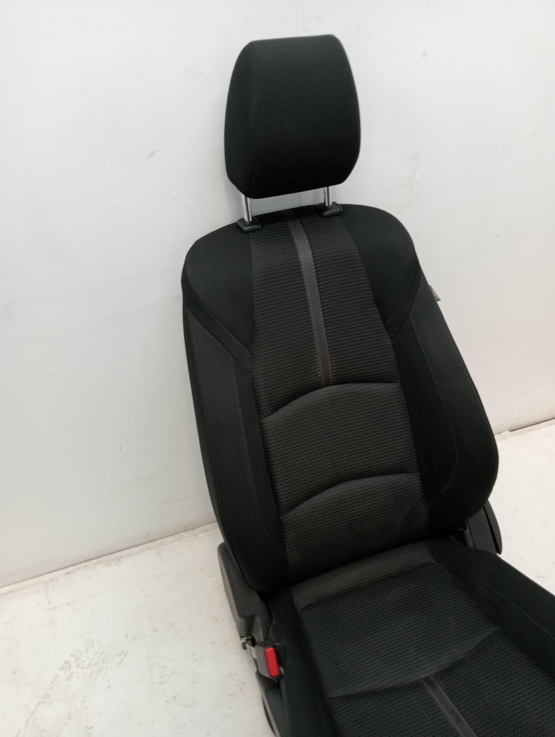 Asiento delantero izquierdo MAZDA 3 (BM, BN) 3
