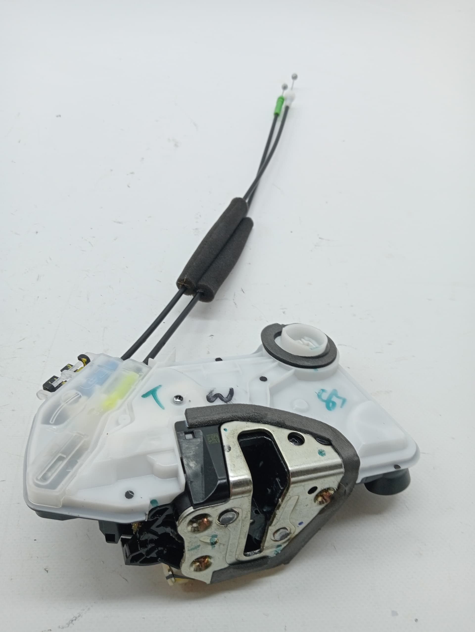 Cerradura puerta delantera derecha TOYOTA COROLLA (E15) 2