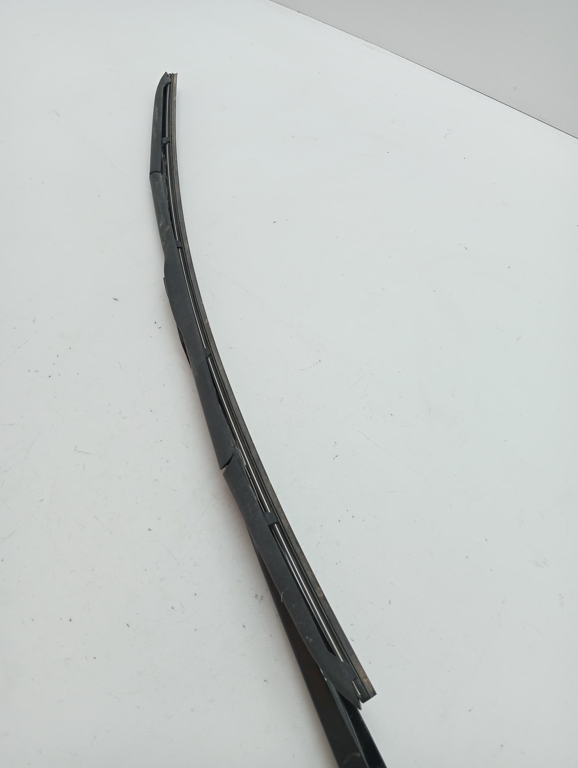 Brazo limpia delantero izquierdo TOYOTA COROLLA (E15) 3