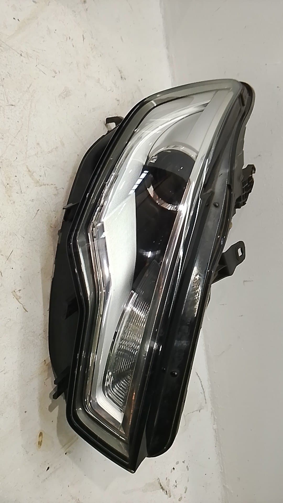 Faro derecho AUDI A6 C7 (4G2, 4GC)