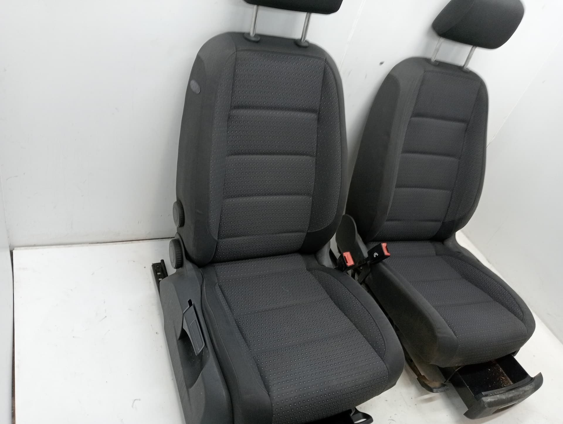 Juego asientos completo VOLKSWAGEN TOURAN (1T1) 2