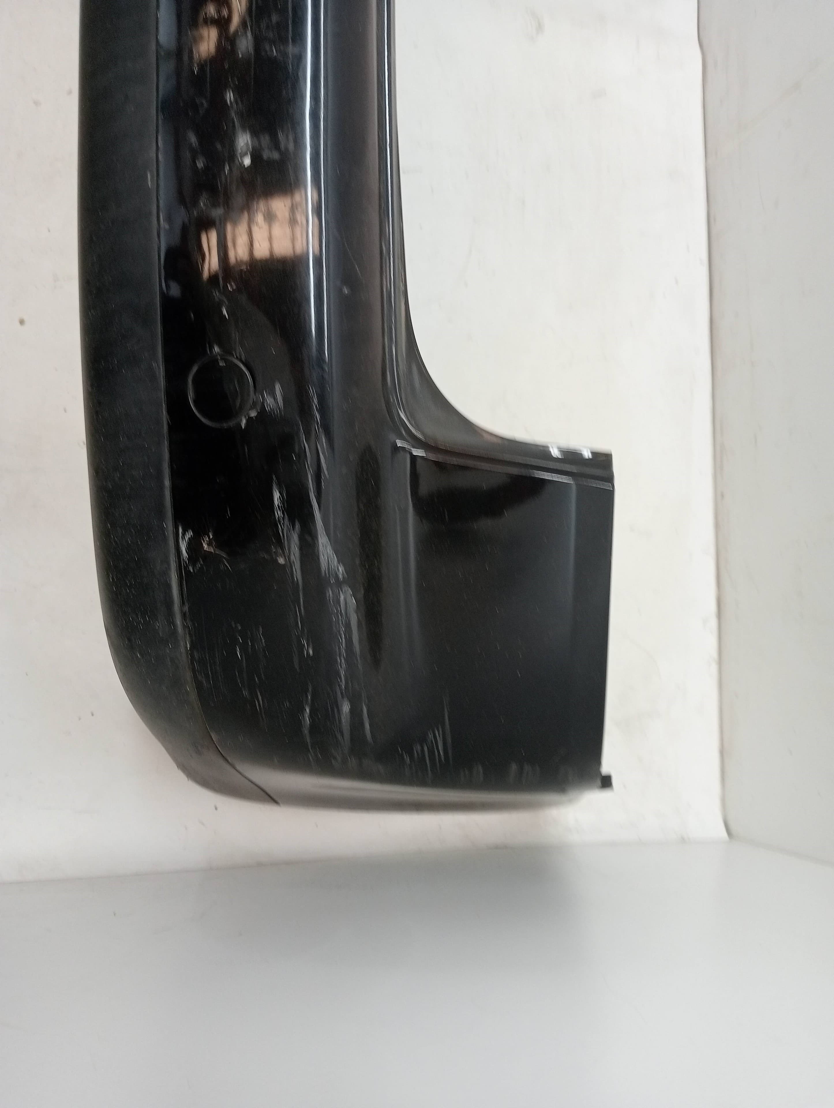 Paragolpes trasero VOLKSWAGEN TOURAN (1T1) 3