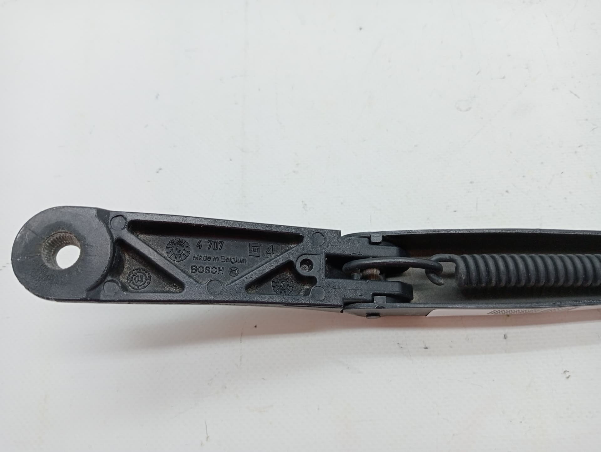 Brazo limpia delantero izquierdo VOLKSWAGEN TOURAN (1T1) 3