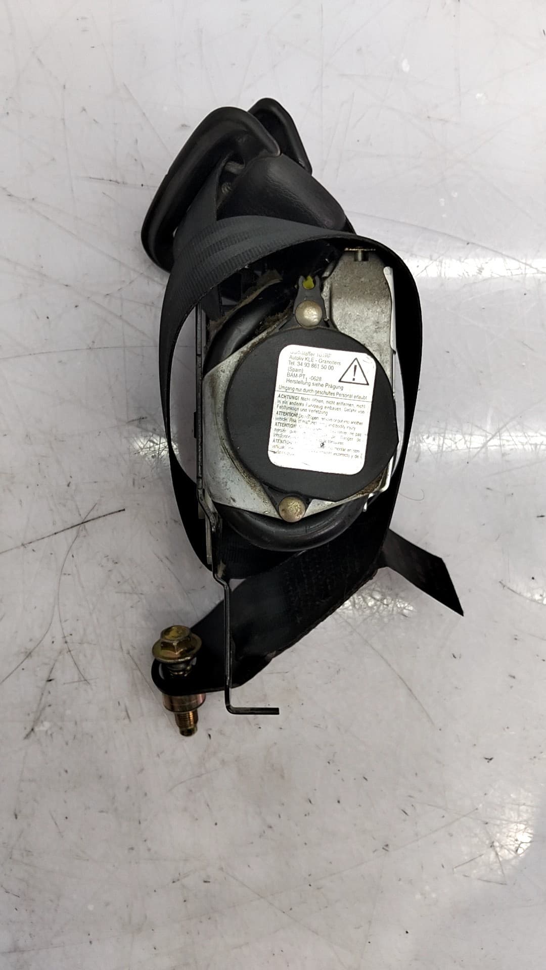 Cinturon seguridad delantero derecho NISSAN TERRANO (WD21)