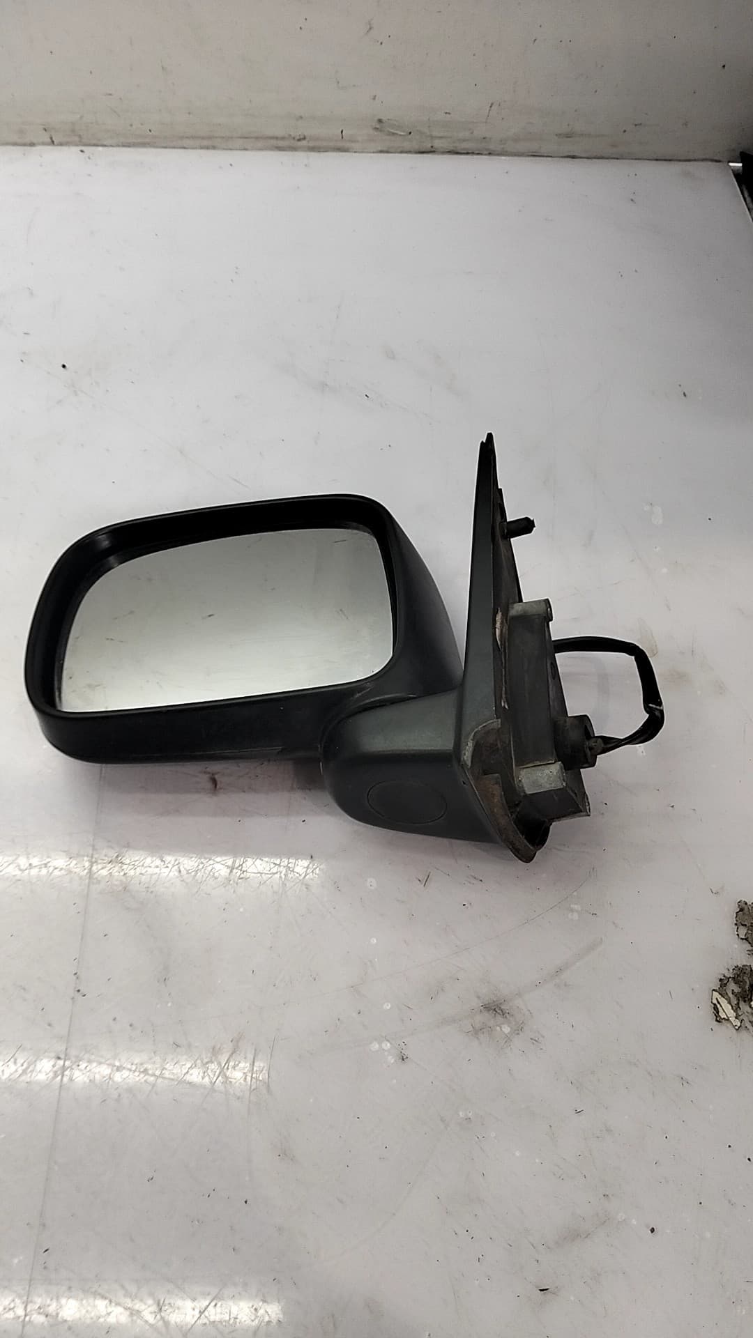 Retrovisor izquierdo NISSAN TERRANO (WD21) 2