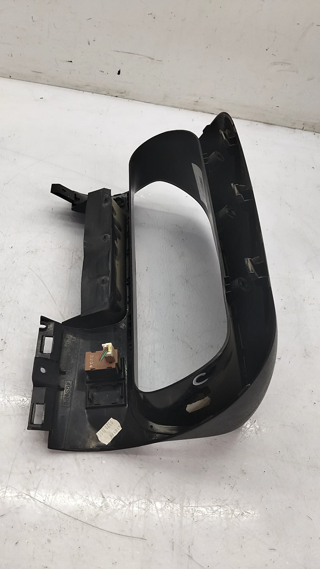 Recambio NISSAN TERRANO (WD21) ref. 682408F200 2