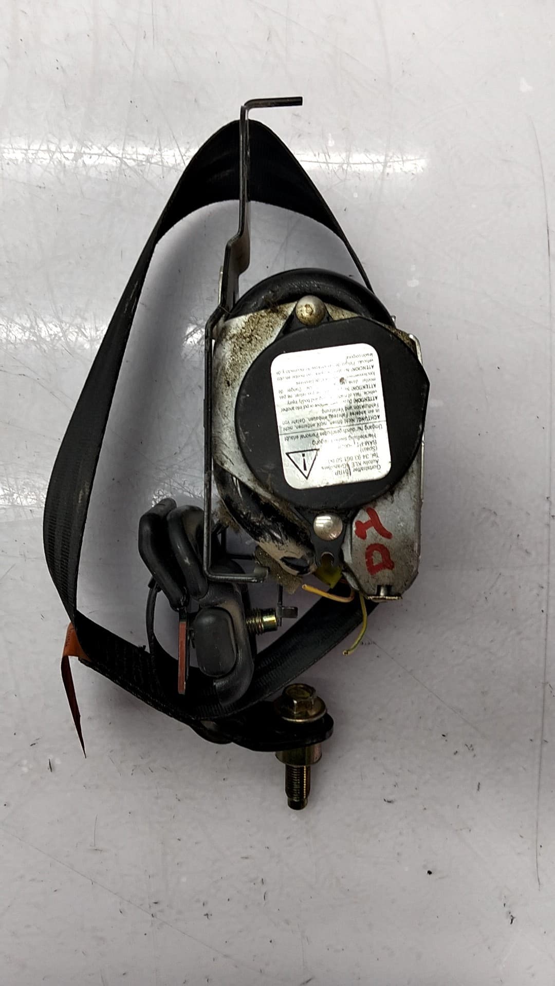 Cinturon seguridad delantero izquierdo NISSAN TERRANO (WD21) 2