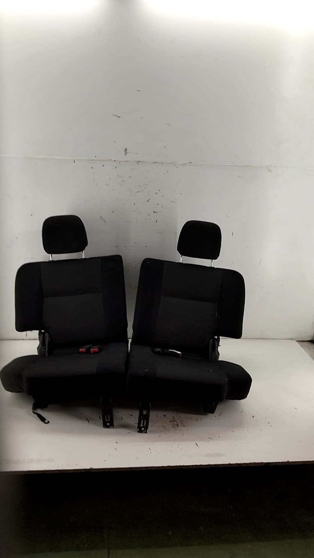 Cerradura asientos traseros NISSAN TERRANO (WD21) 2