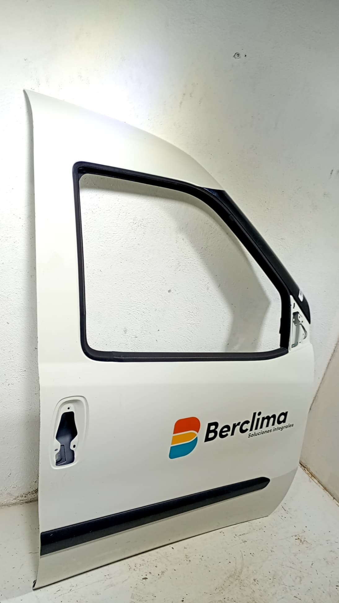Puerta delantera derecha FIAT DOBLO 4