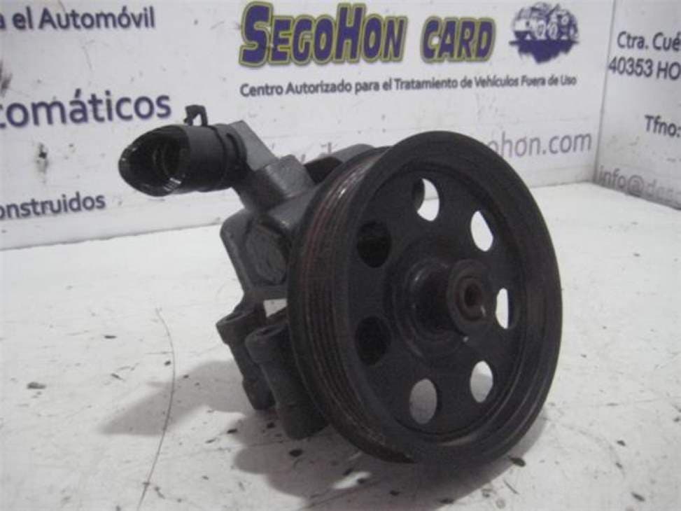 Bomba direccion FORD FOCUS BERLINA (CAK)