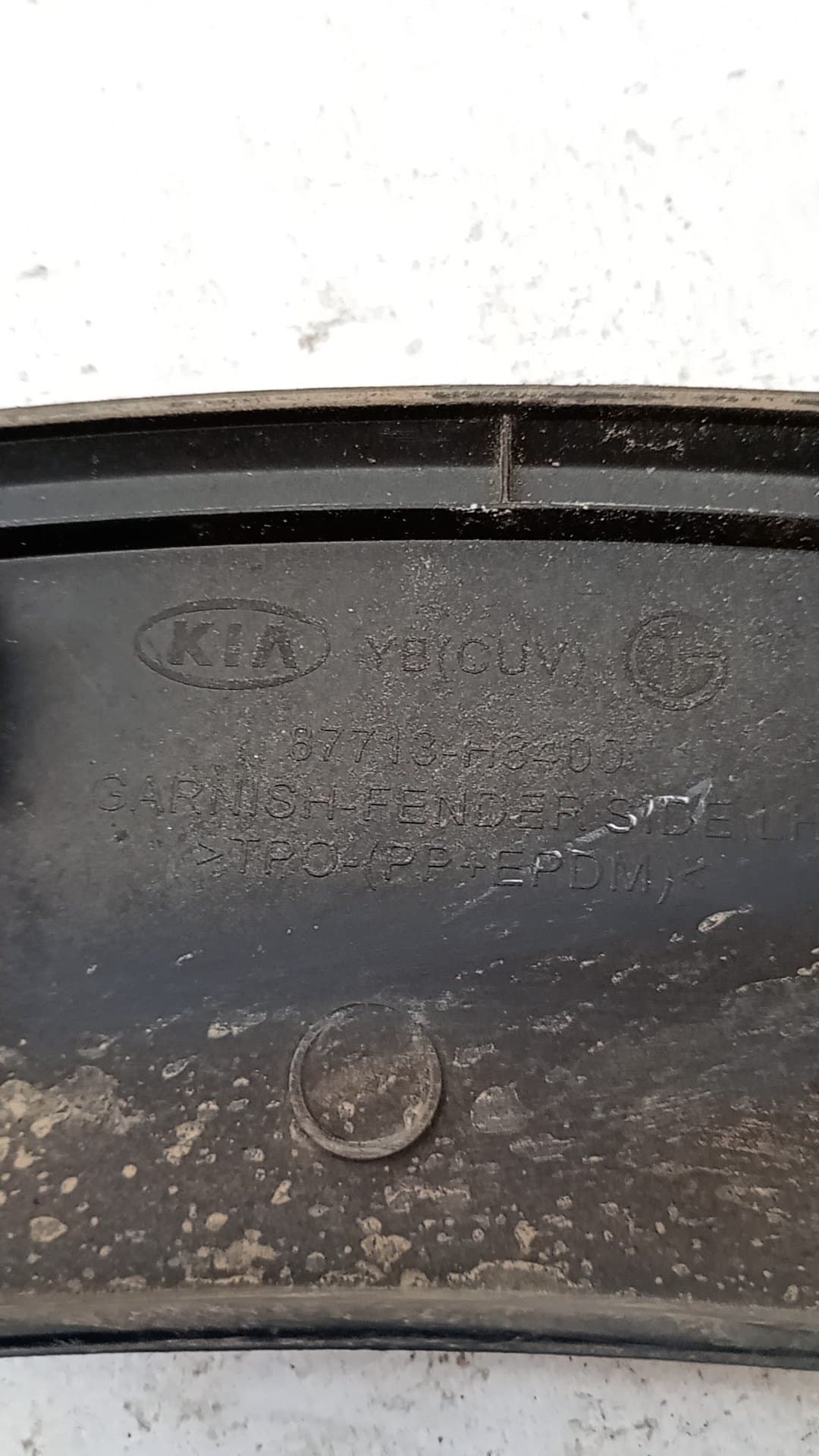 Aletin delantero izquierdo KIA STONIC 2