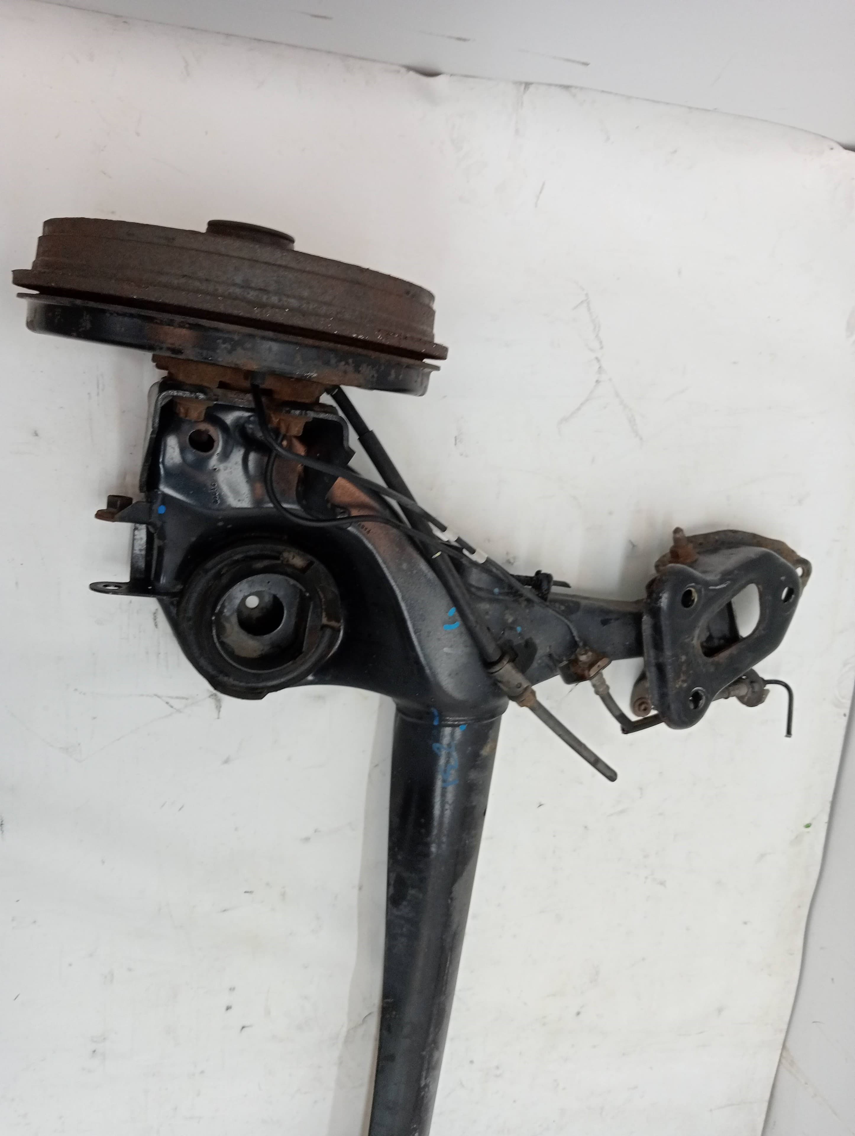 Puente trasero OPEL CORSA D 4