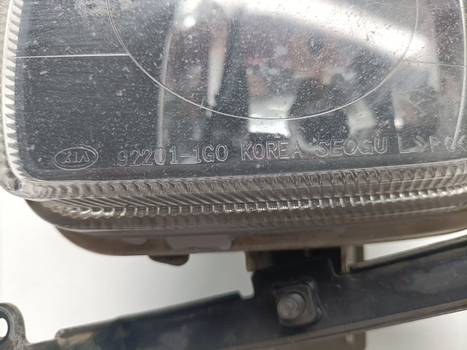 Faro antiniebla izquierdo KIA RIO 4
