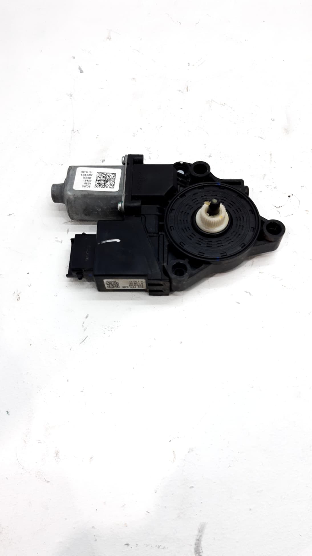 Motor elevalunas delantero izquierdo HYUNDAI I20 ACTIVE