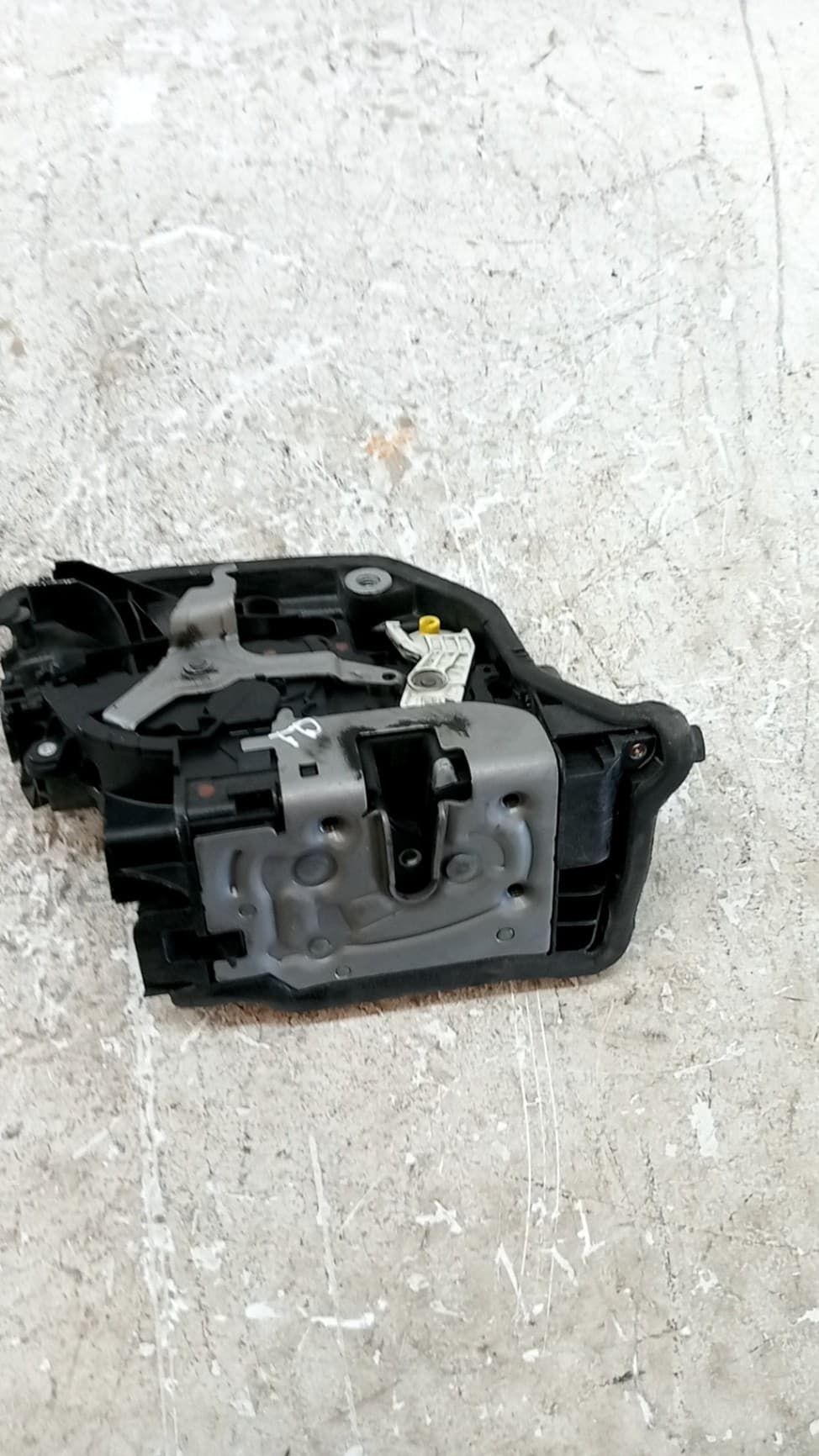 Cerradura puerta trasera derecha MINI 2