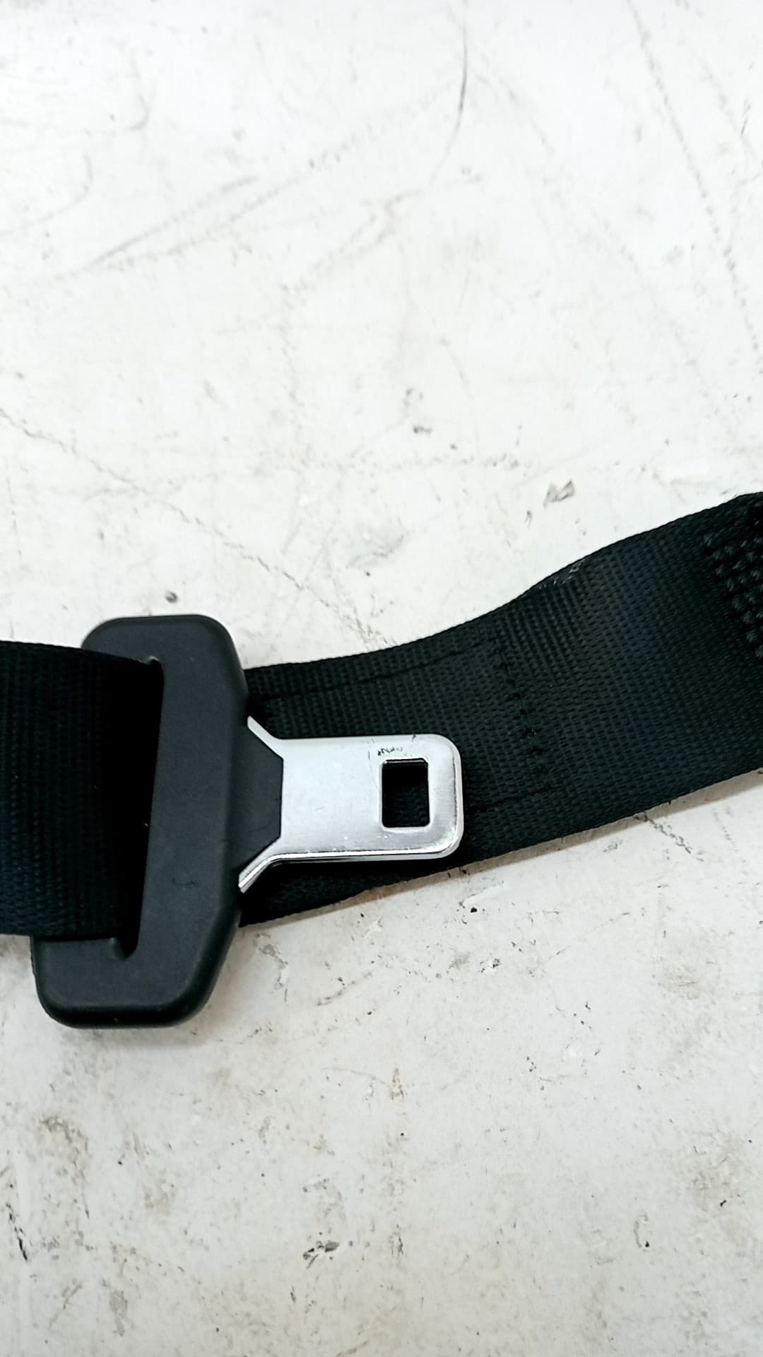 Cinturon seguridad trasero derecho MINI 2